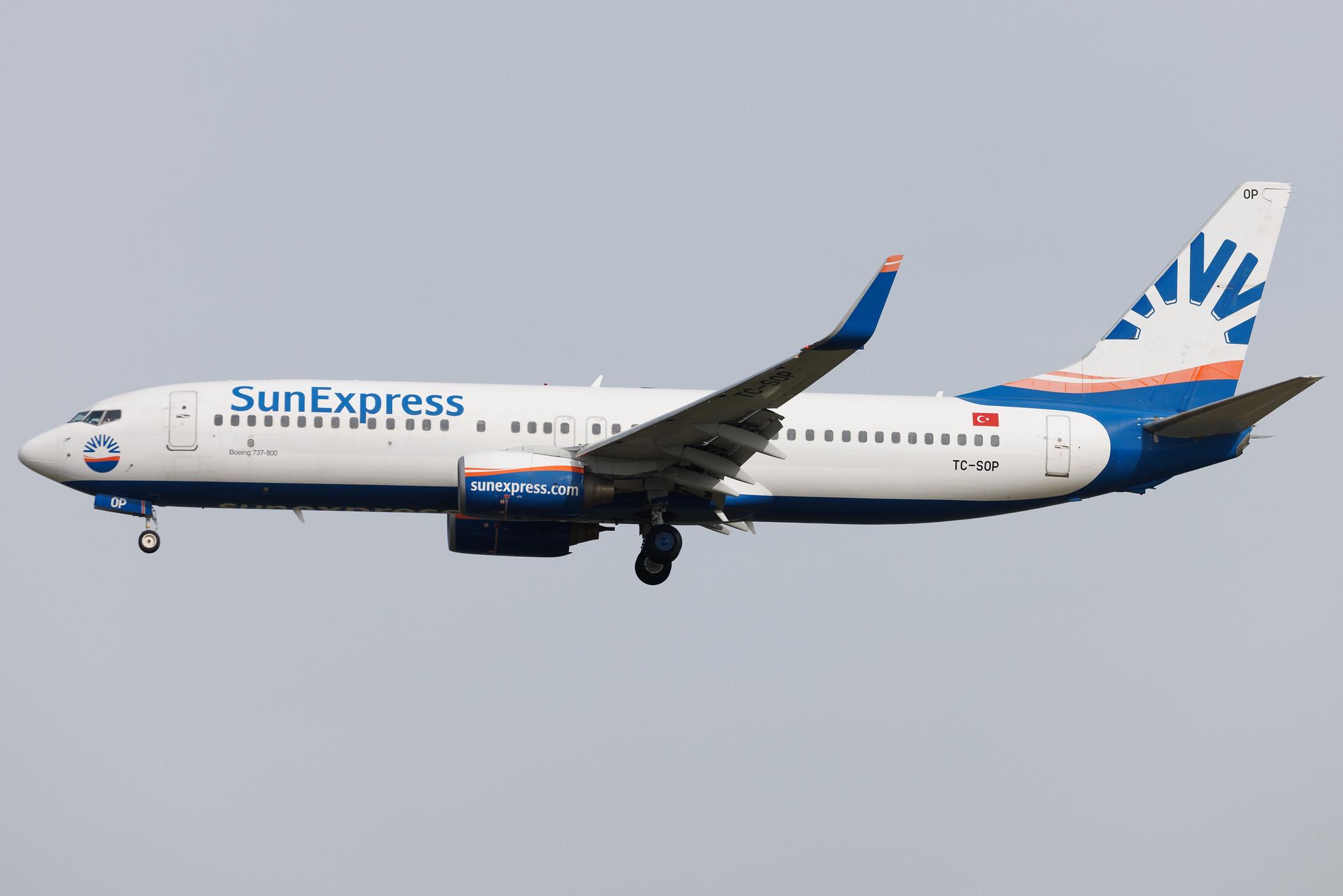 Frankfurt Airport: SunExpress (XQ / SXS) | Boeing 737-8AS B738 | TC-SOP | MSN 33562