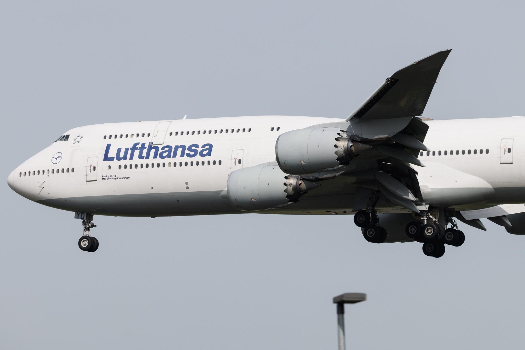 Frankfurt Airport: Lufthansa (LH / DLH) | Boeing 747-830 B748 | D-ABYD | MSN 37829
