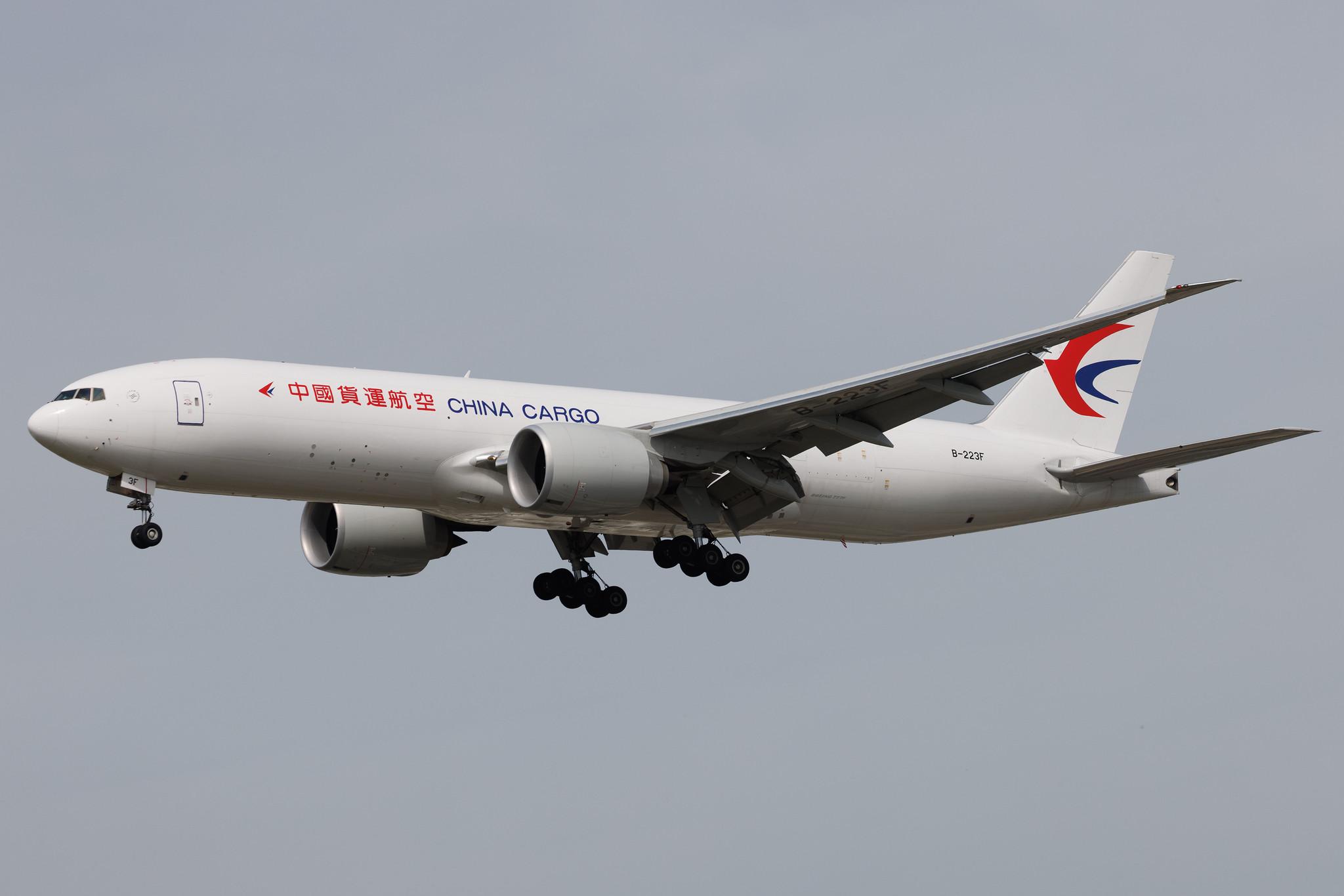 Frankfurt Airport: China Cargo Airlines (CK / CKK) | Boeing 777-F B77L | B-223F | MSN 67800