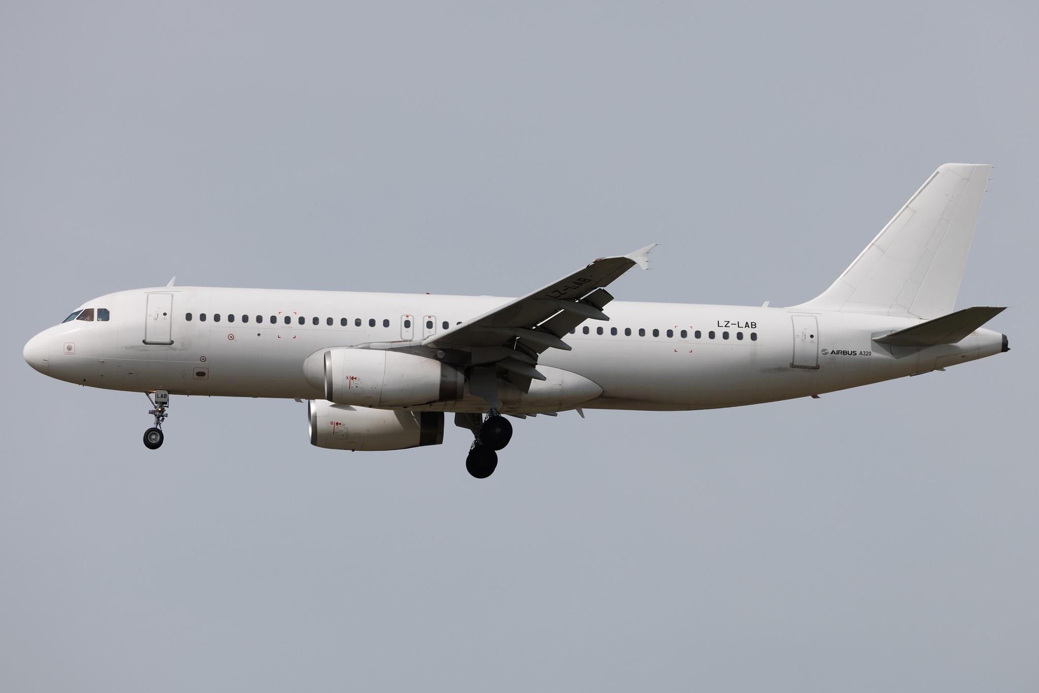 Frankfurt Airport: European Air Charter (H6 / BUC) |  Airbus A320-231 A320 | LZ-LAB | MSN 0276