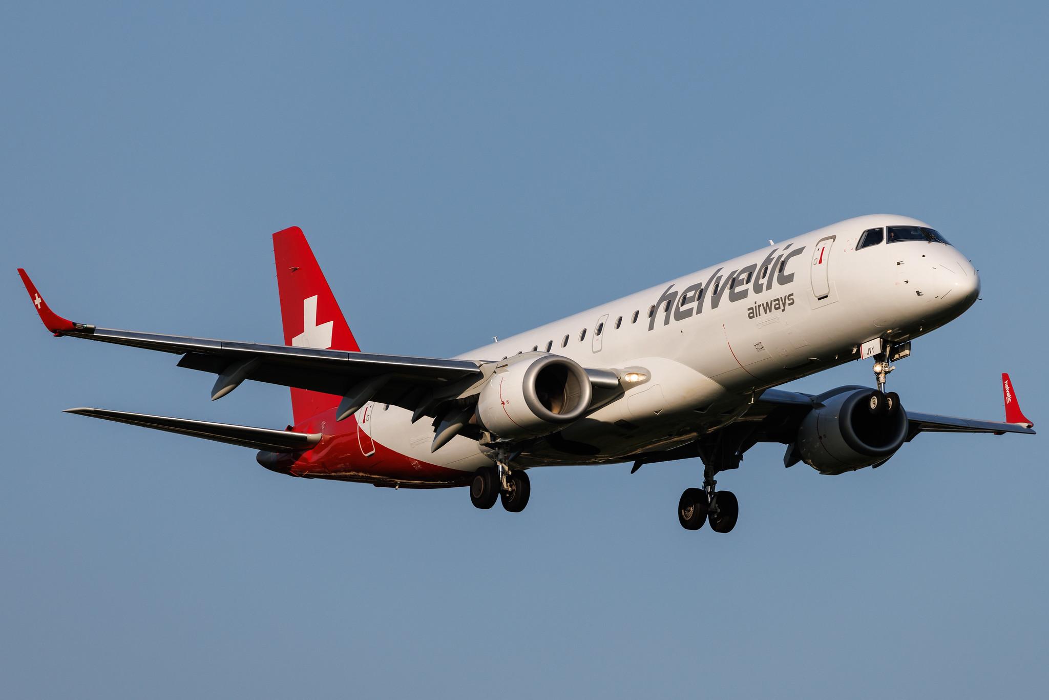 Hamburg Airport: Helvetic Airways (2L / OAW) | Embraer E190LR E190 | HB-JVY | MSN 19000607