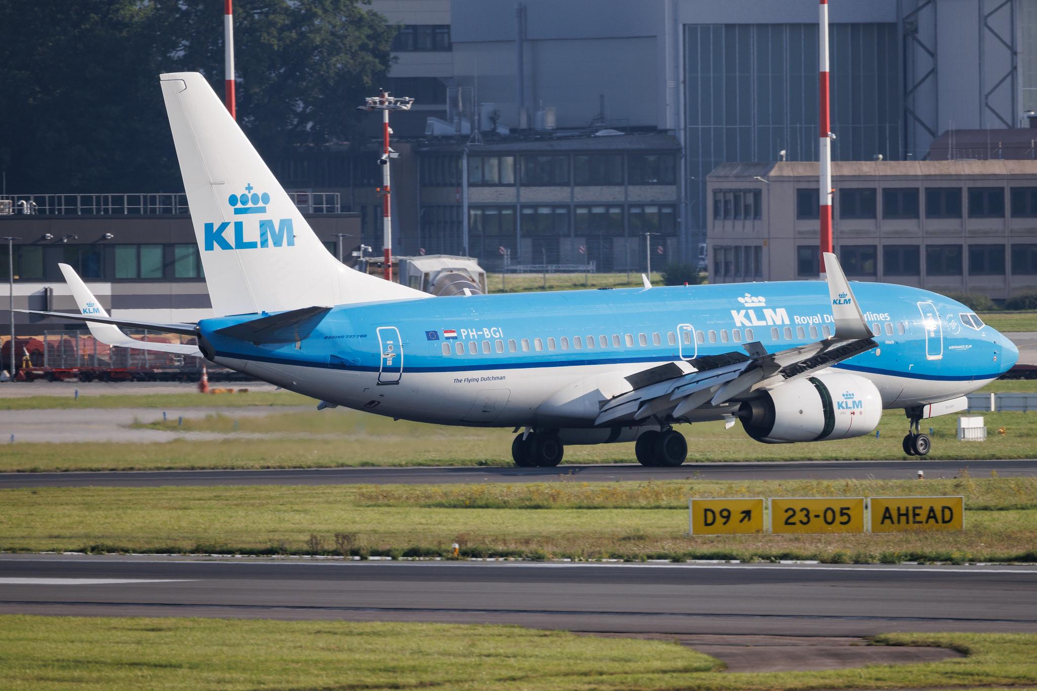 Hamburg Airport: KLM (KL / KLM) | Boeing 737-7K2 B737 | PH-BGI | MSN 30364