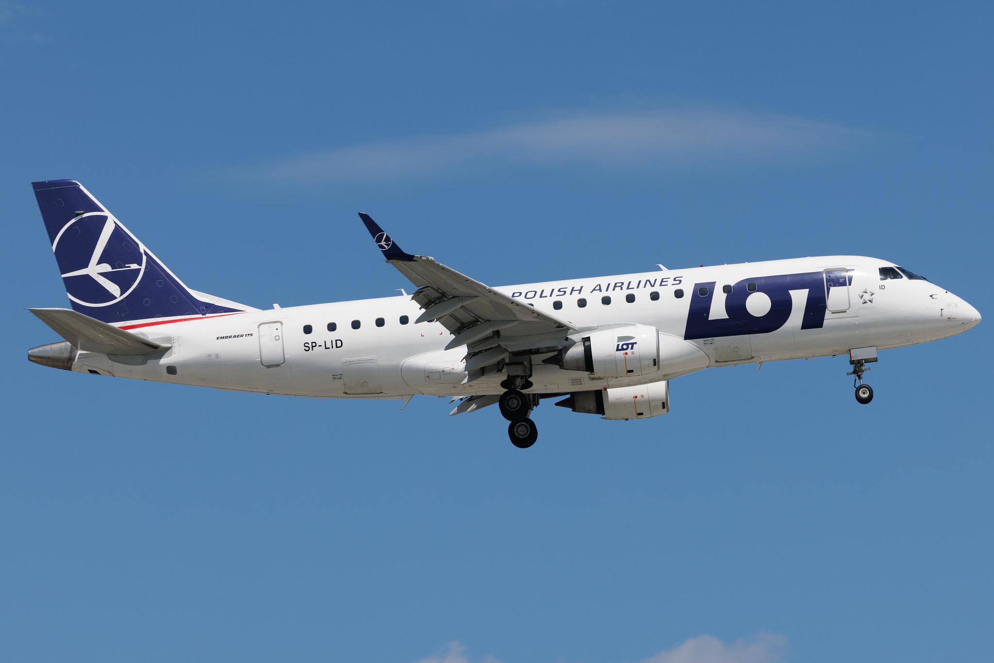 Warsaw Chopin Airport: LOT (LO / LOT) | Embraer E175STD E75S | SP-LID | MSN 17000136