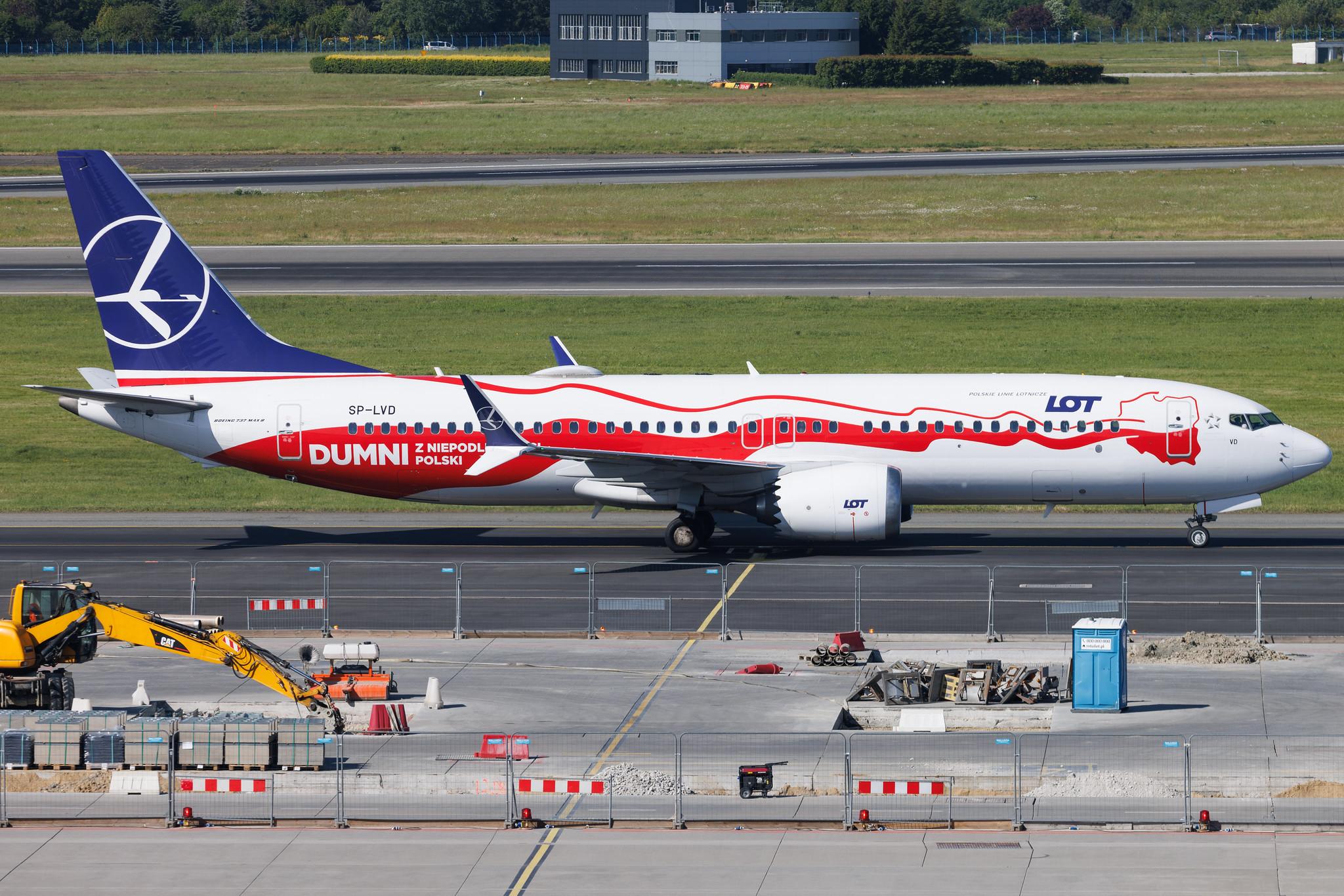 Warsaw Chopin Airport: LOT (LO / LOT) | Livery: Independence Livery | Boeing 737 MAX 8 B38M | SP-LVD | MSN 64069