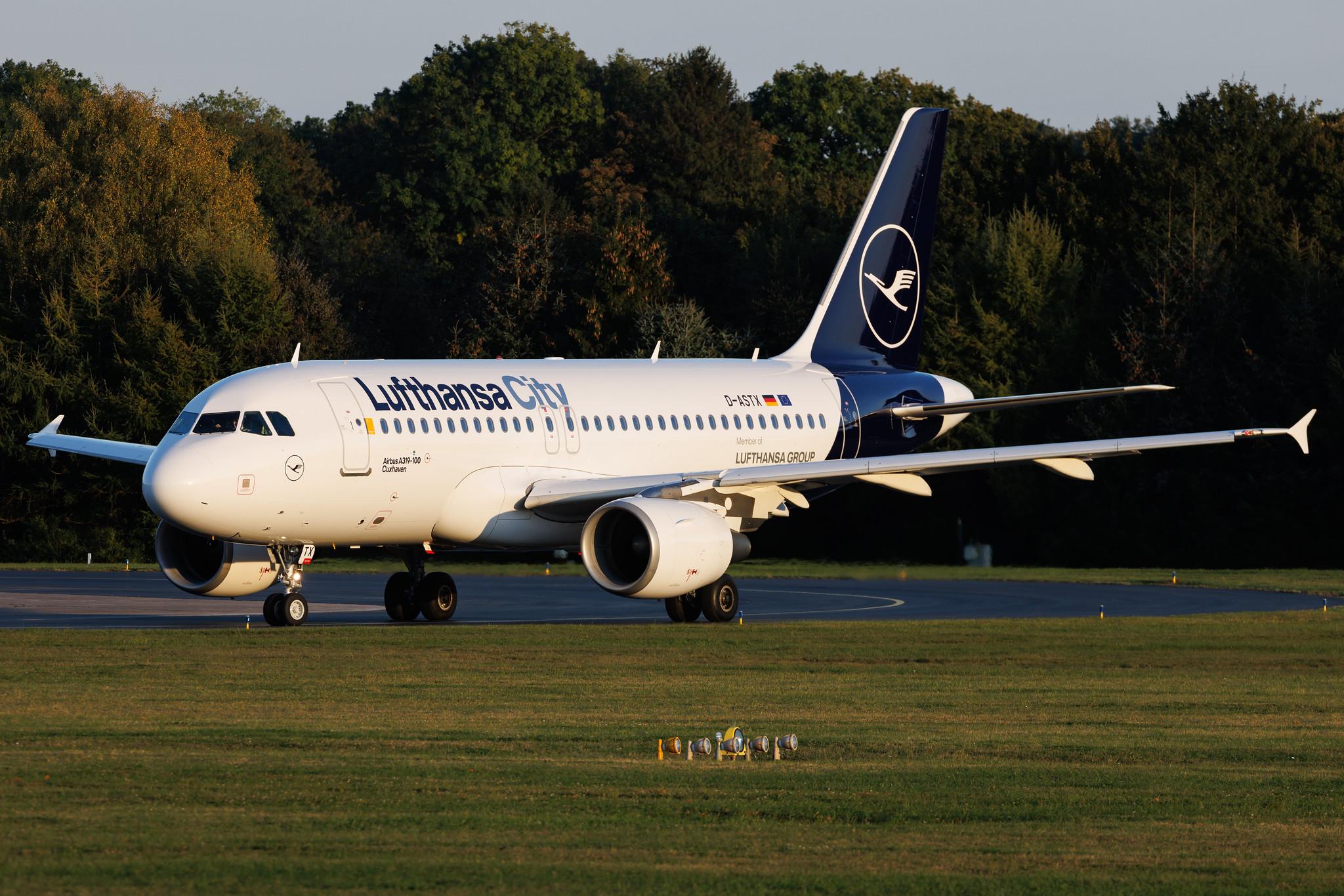 Hamburg Airport: Lufthansa City (VL / LHX) | Airbus A319-112 A319 | D-ASTX | MSN 3202