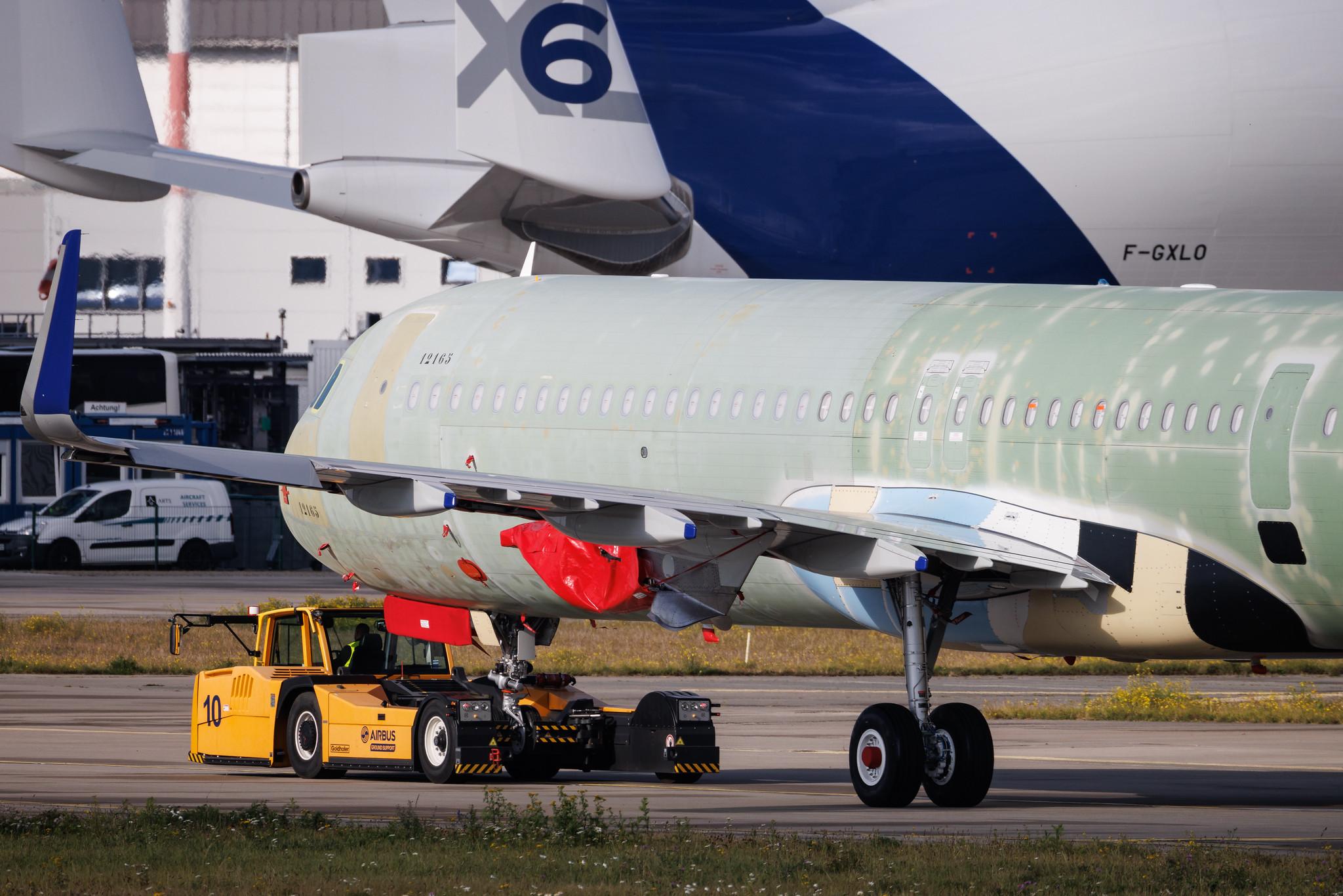 Hamburg Finkenwerder: IndiGo (6E / IGO) | Airbus A321-271NX A21N | D-AVXL | VT- | MSN 12165