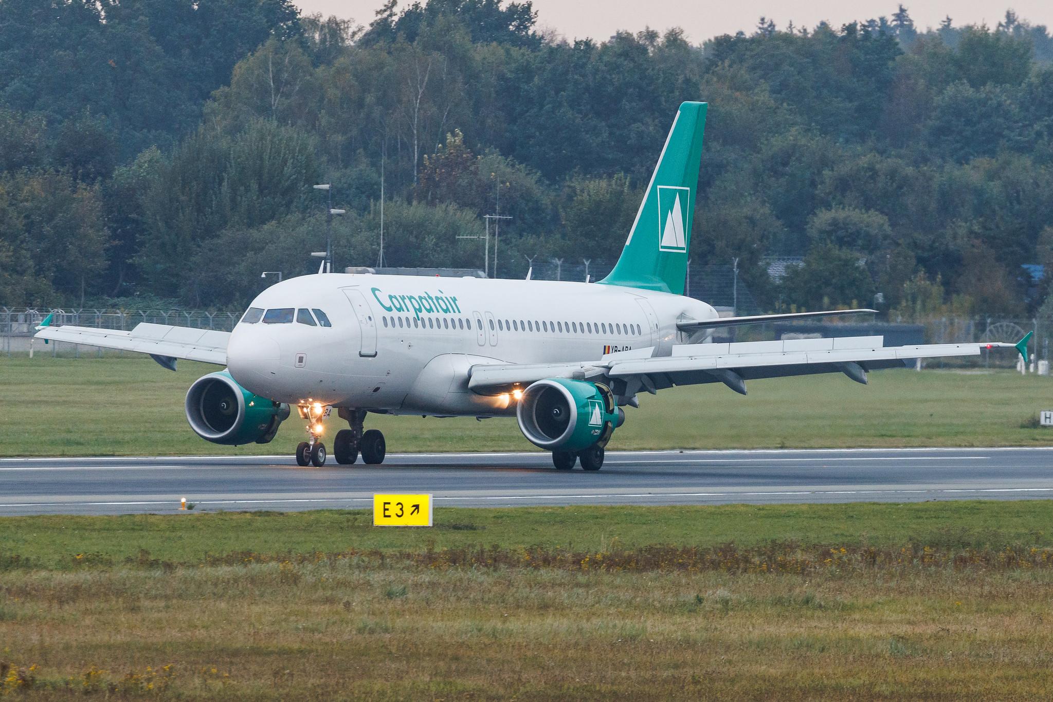 Hamburg Airport: Carpatair (V3 / KRP) | Airbus A319-111 A319 | YR-ABA | MSN 03041