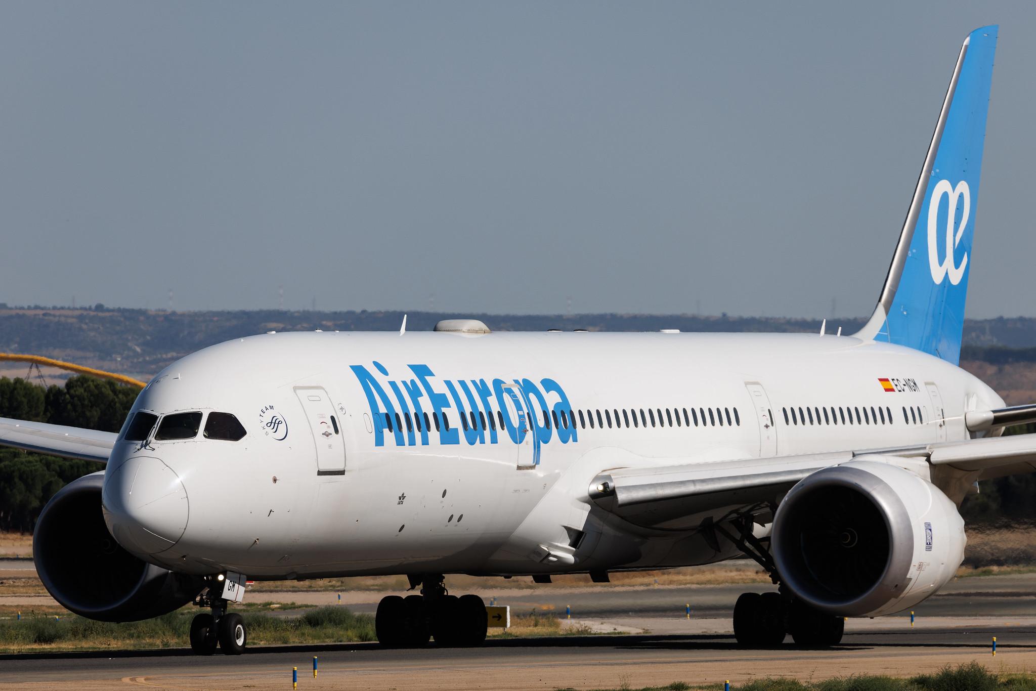 Madrid Barajas Airport: Air Europa (UX / AEA) | Boeing 787-9 Dreamliner B789 | EC-NGM | MSN 62517