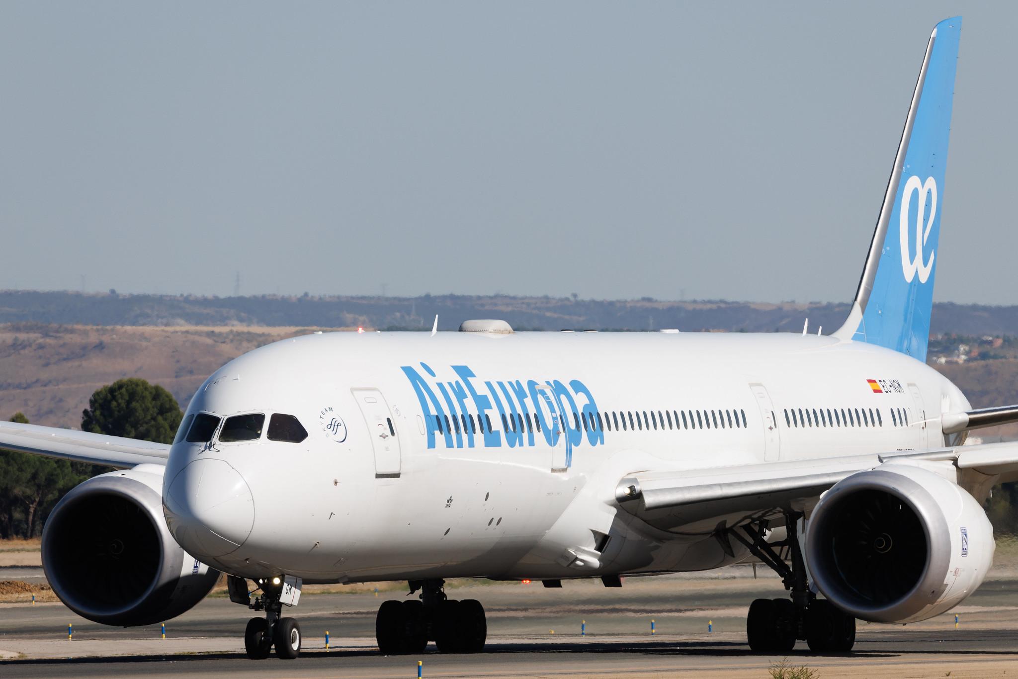 Madrid Barajas Airport: Air Europa (UX / AEA) | Boeing 787-9 Dreamliner B789 | EC-NGM | MSN 62517