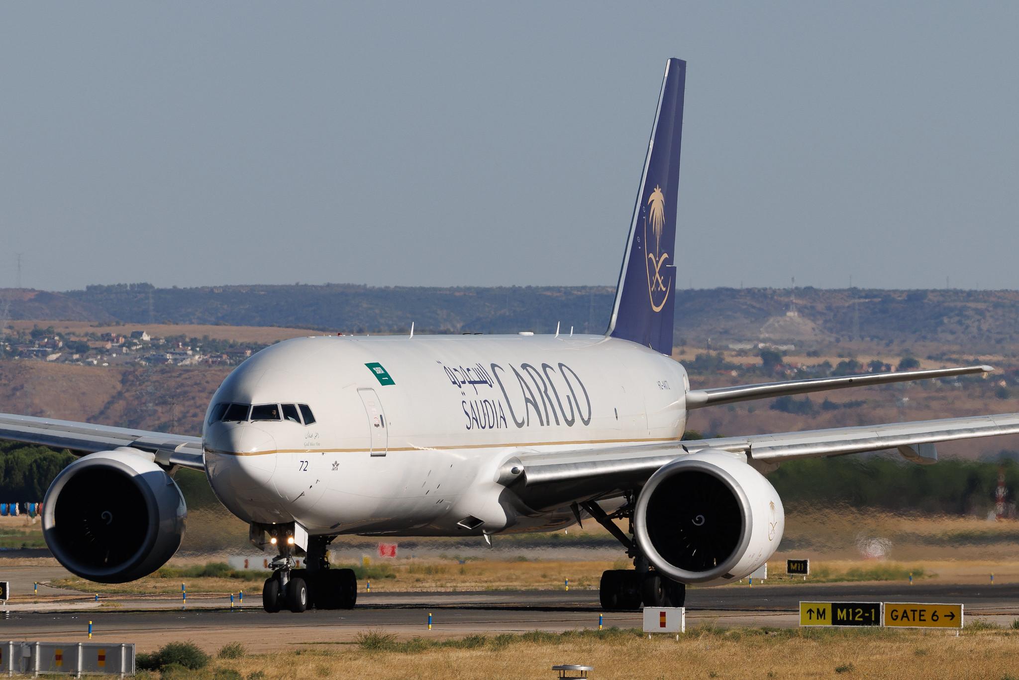Madrid Barajas Airport: Saudia Cargo (SV / SVA) | Operator: Saudia | Boeing 777-FFG B77L | HZ-AK72 | MSN 60338