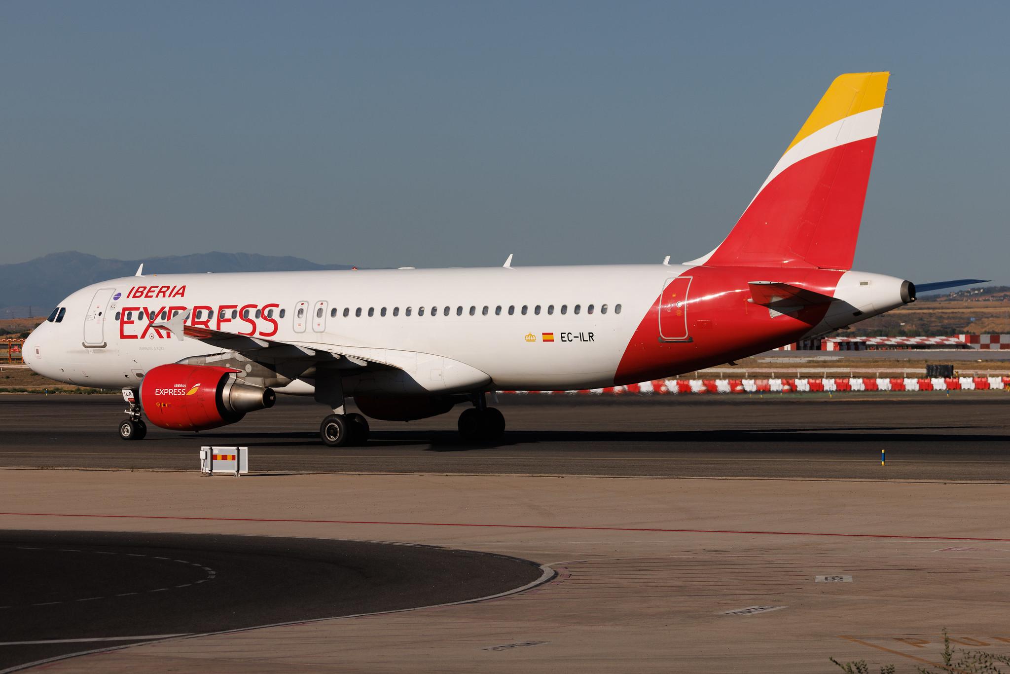 Madrid Barajas Airport: Iberia Express (I2 / IBS) | Airbus A320-214 A320 | EC-ILR | MSN 01793