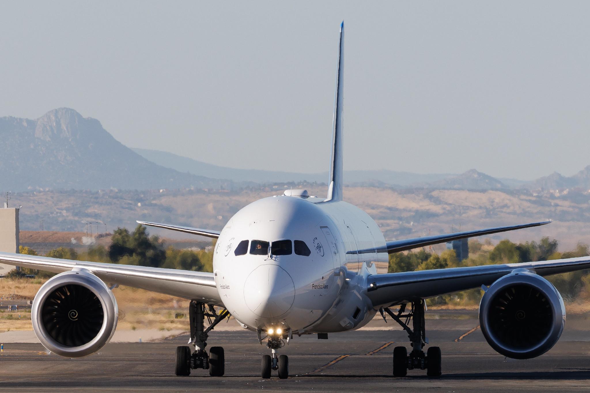 Madrid Barajas Airport: Air Europa (UX / AEA) | Boeing 787-9 Dreamliner B789 | EC-OFO | MSN 66161