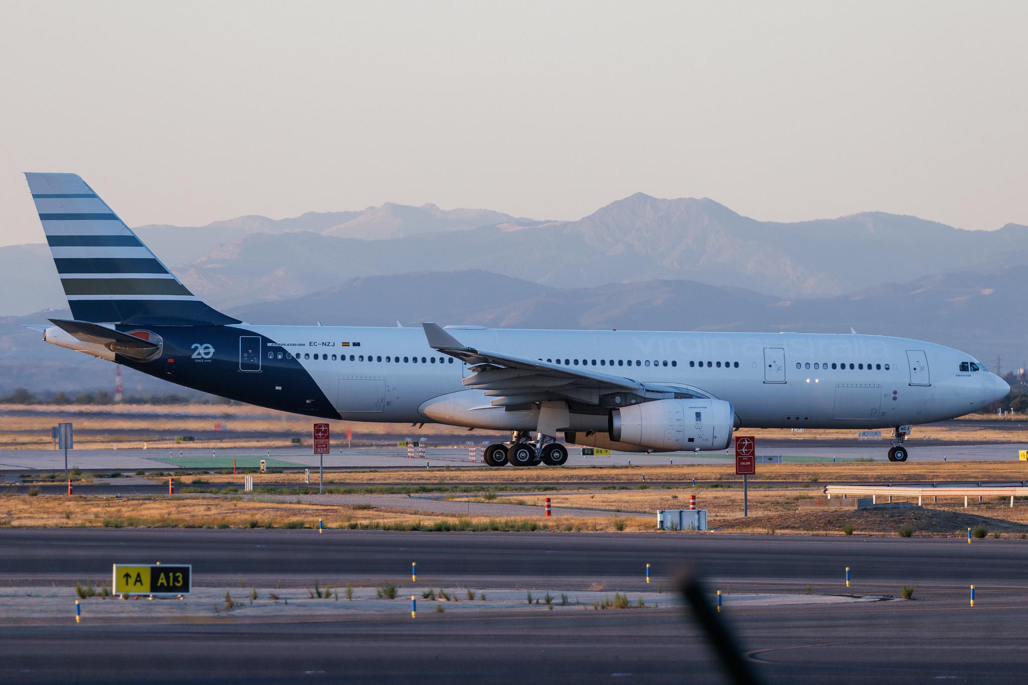 Madrid Barajas Airport: Privilege Style (P6 / PVG) | Airbus A330-243 A332 | EC-NZJ | MSN 1407