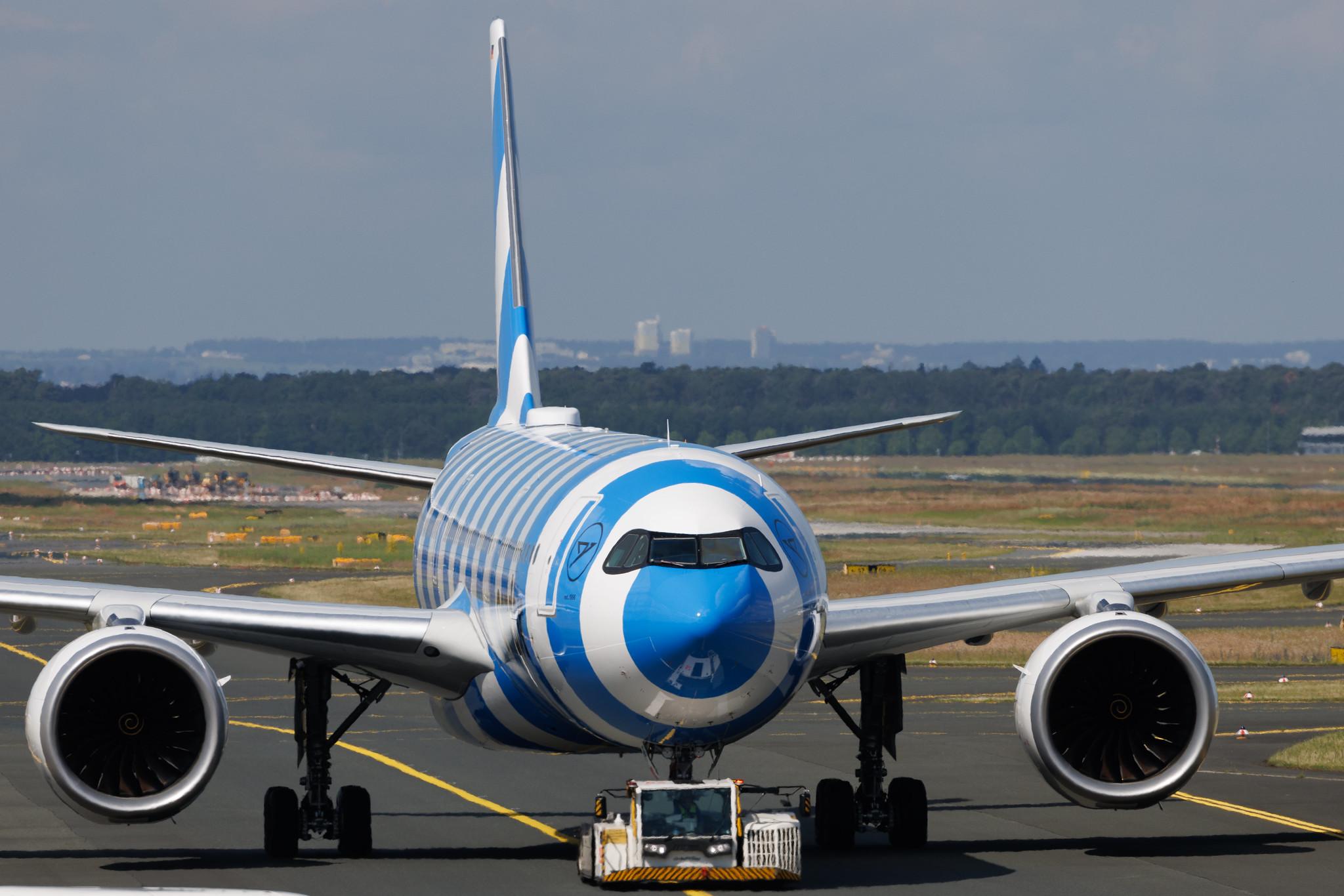 Frankfurt Airport: Condor (DE / CFG) | Airbus A330-941 A339 | D-ANRG | MSN 1988