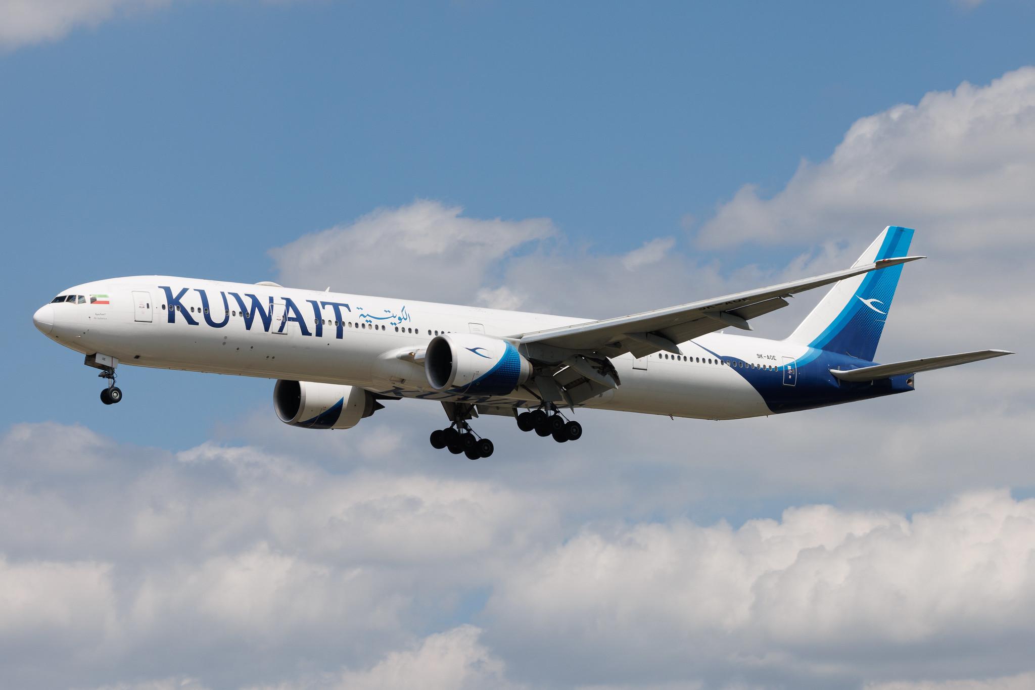 Frankfurt Airport: Kuwait Airways (KU / KAC) | Boeing 777-369(ER) B77W | 9K-AOE | MSN 62563