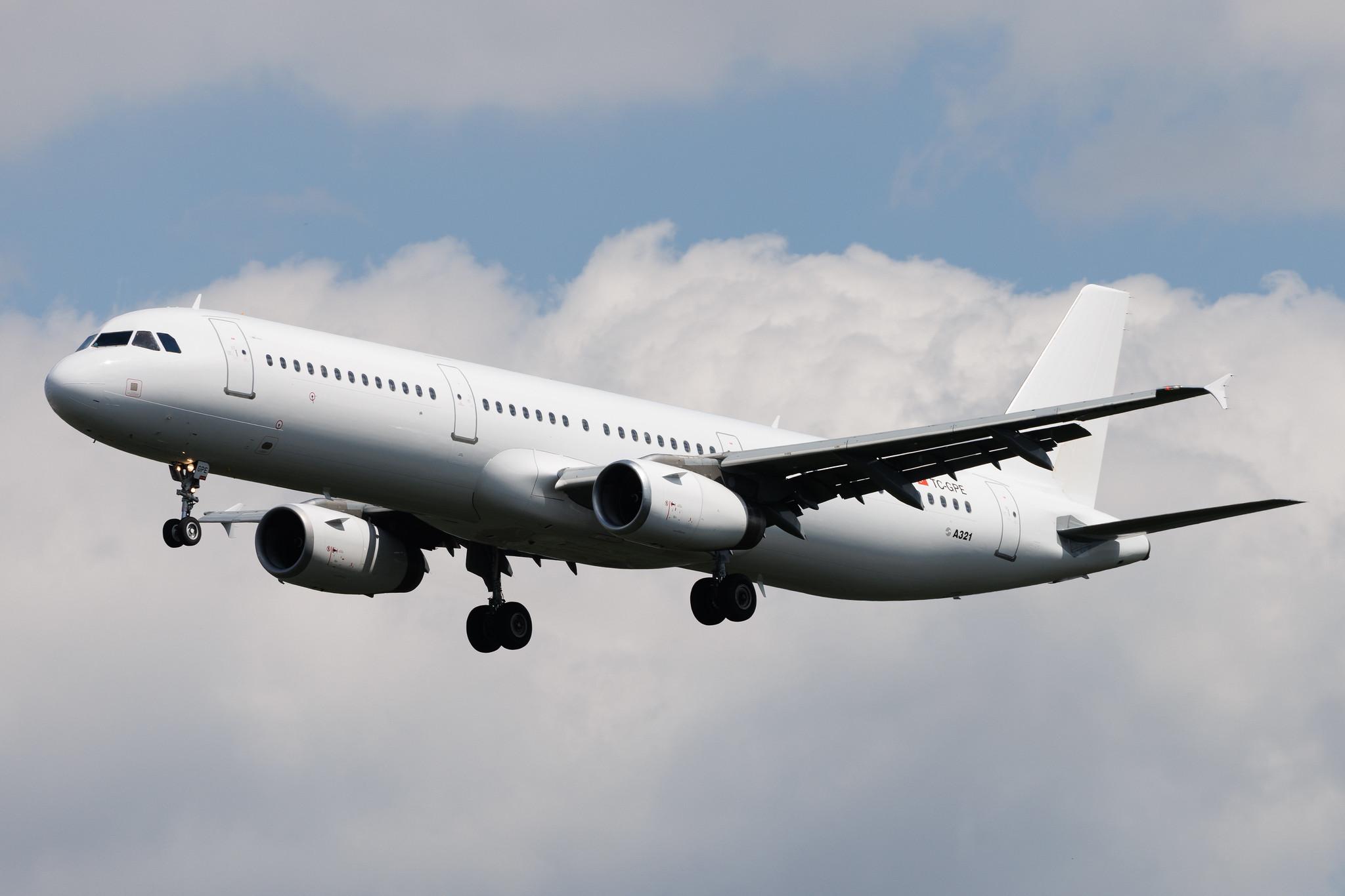 Frankfurt Airport: BBN Airlines (B5 / BBT) | Airbus A321-231 A321 | TC-GPE | MSN 02916