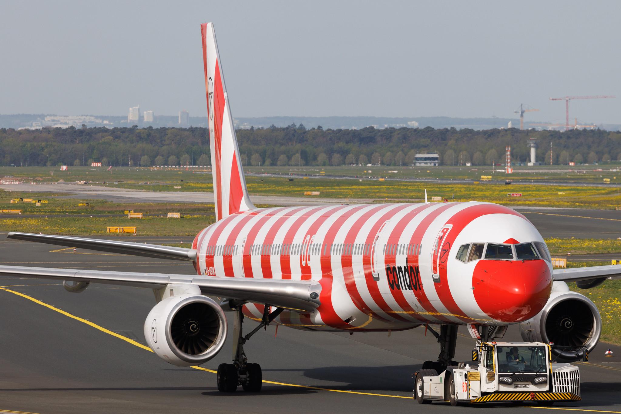Frankfurt Airport: Condor (DE / CFG) | Boeing 757-330 B753 | D-ABOM | MSN 29022
