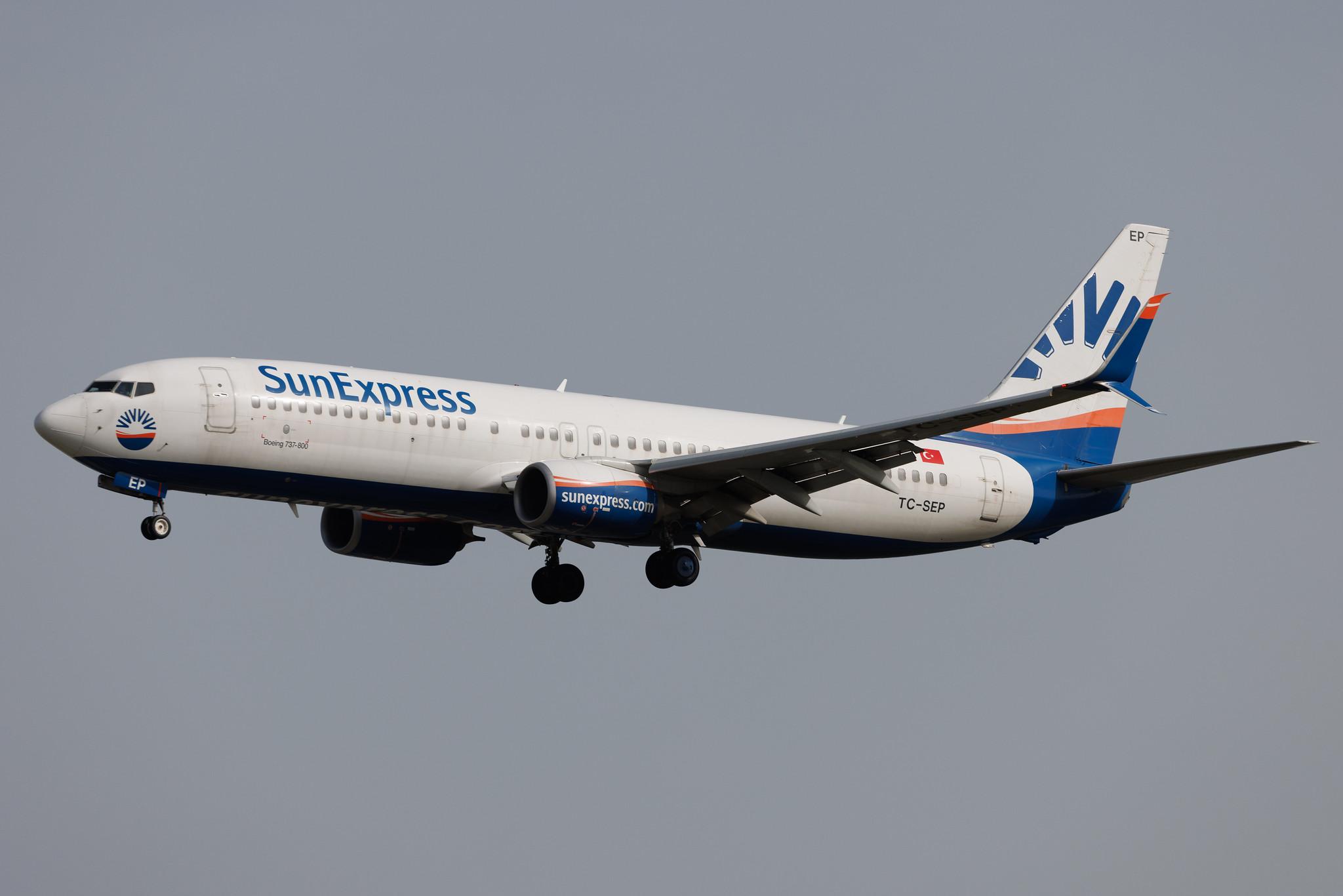 Frankfurt Airport: SunExpress (XQ / SXS) | Boeing 737-8HC B738 | TC-SEP | MSN 61180