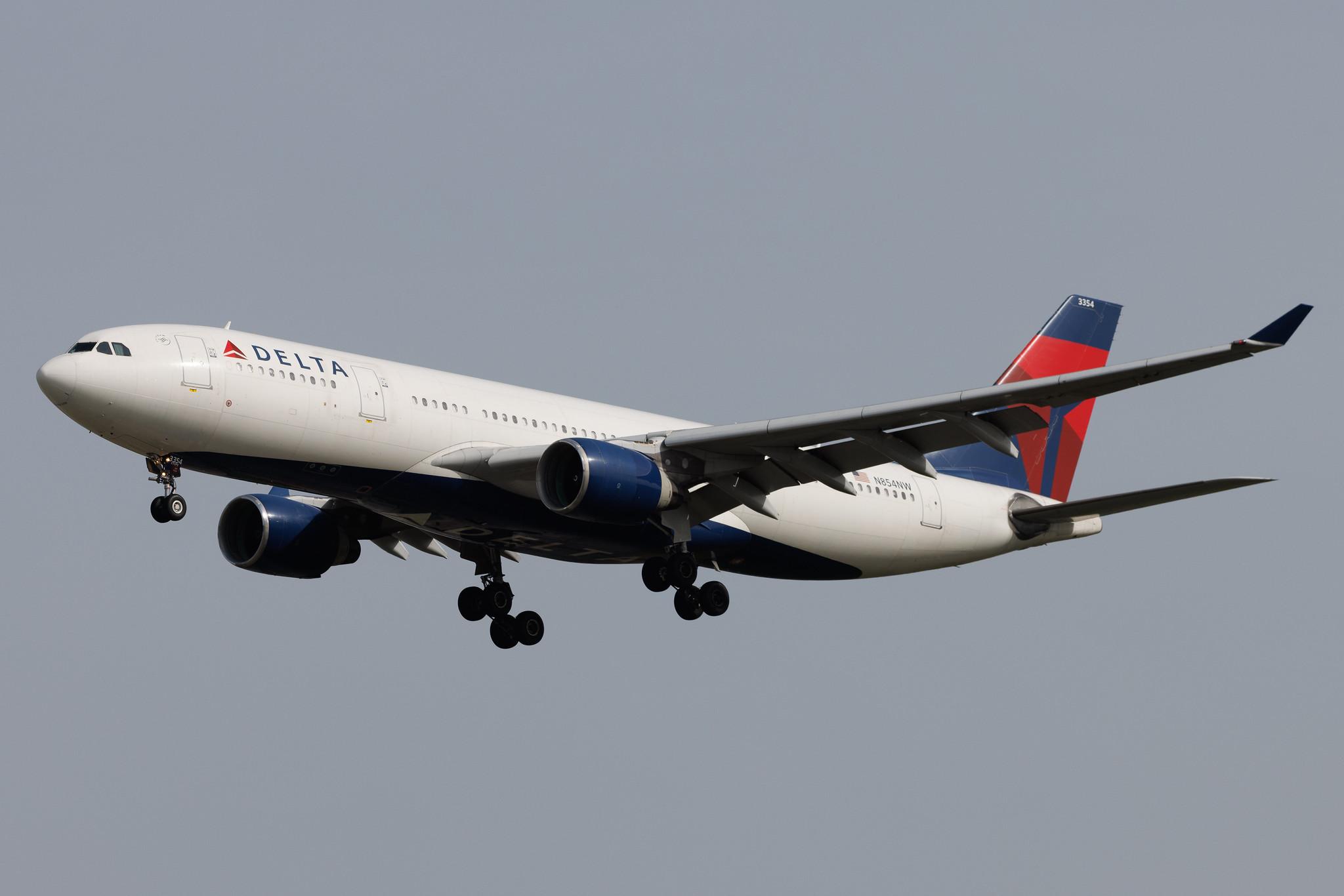 Frankfurt Airport: Delta Air Lines (DL / DAL) | Airbus A330-223 A332 | N854NW | MSN 0620