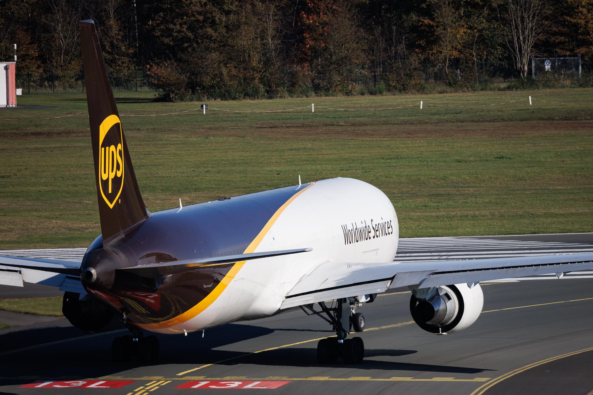Köln Bonn Airport: UPS (5X / UPS) | Boeing 767-304(ER)(BDSF) B763 | N391UP | MSN 28039