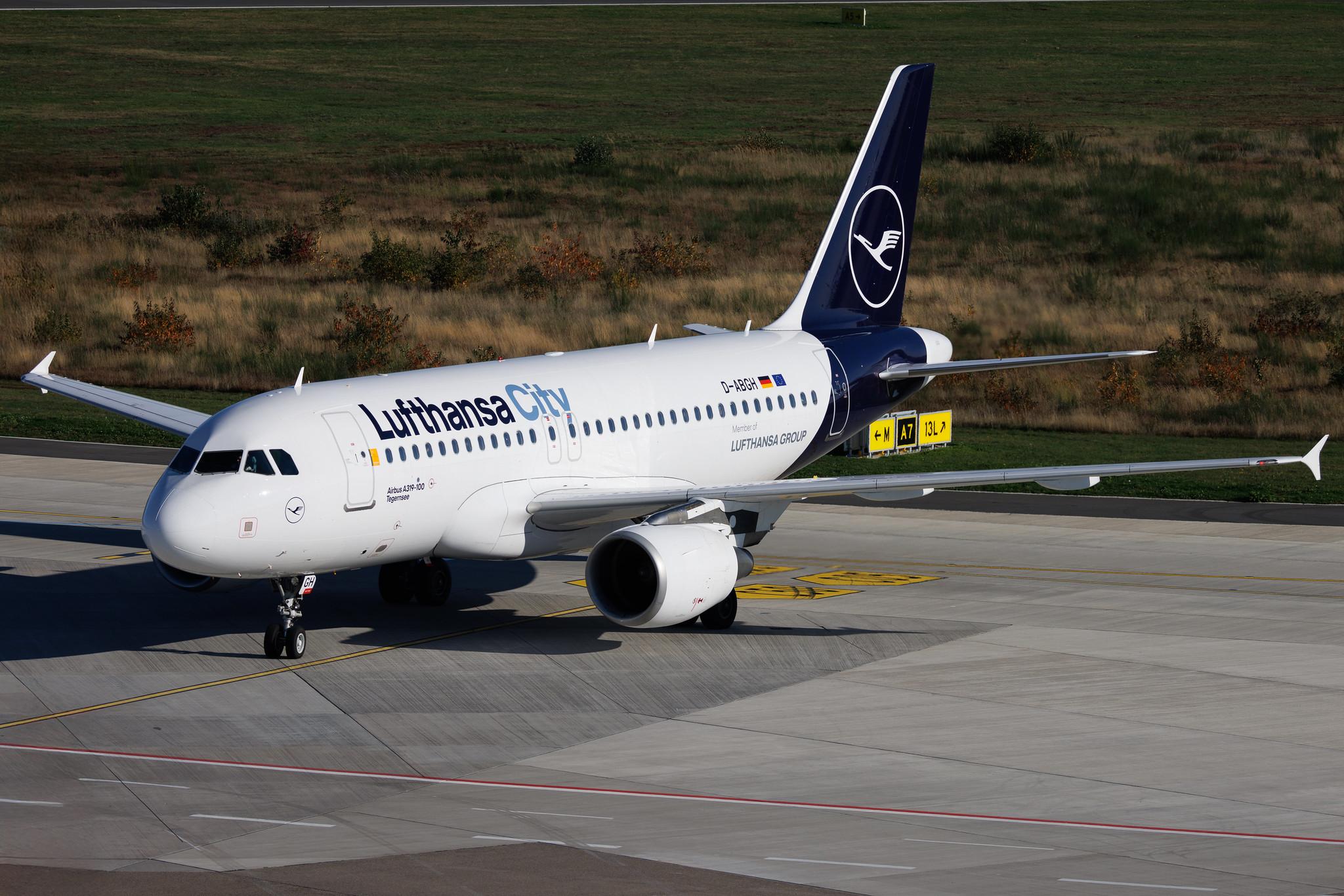 Köln Bonn Airport: Lufthansa City (VL / LHX) | Airbus A319-112 A319 | D-ABGH | MSN 3245