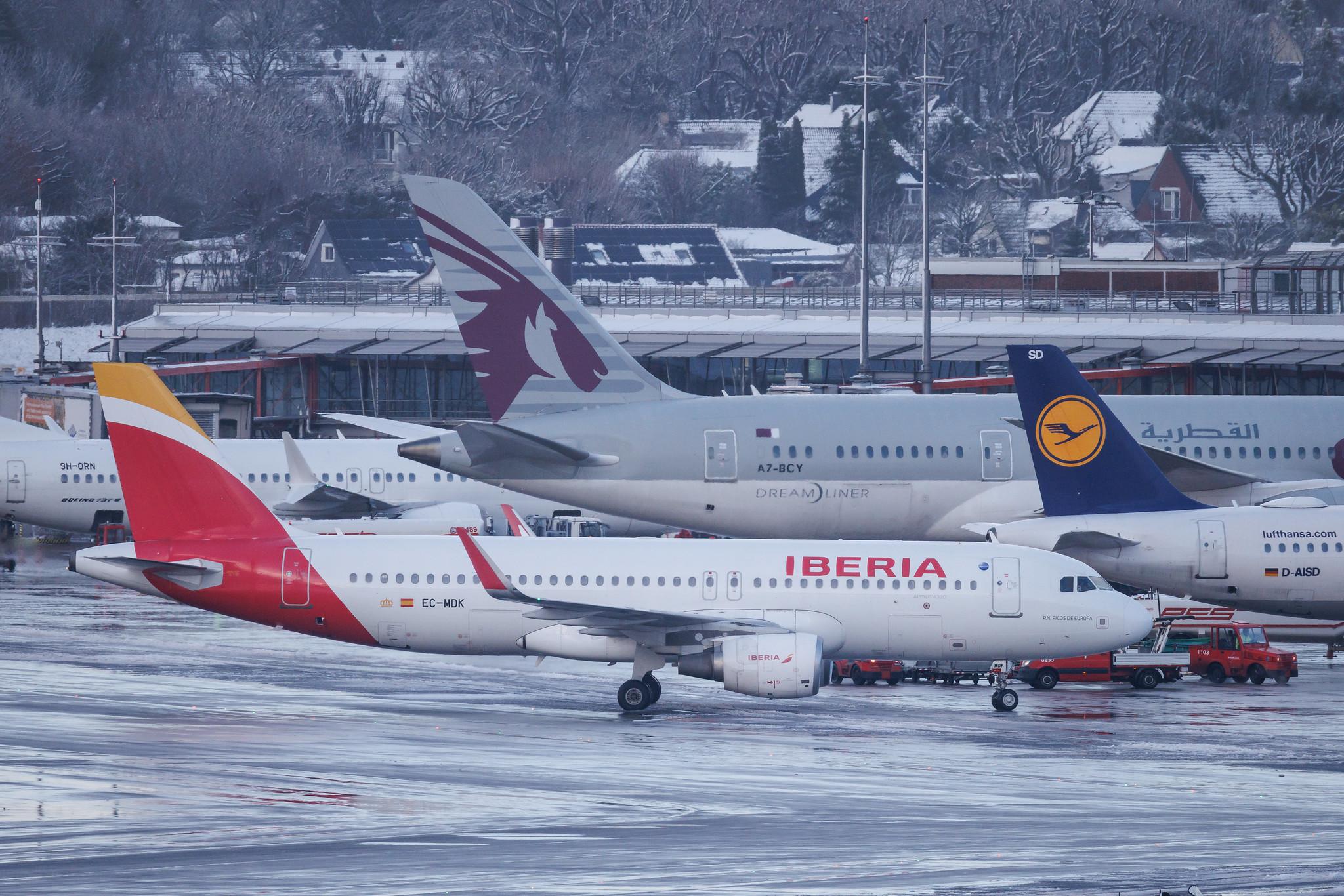 Hamburg Airport: Iberia (IB / IBE) | Airbus A320-214 A320 | EC-MDK | MSN 6328