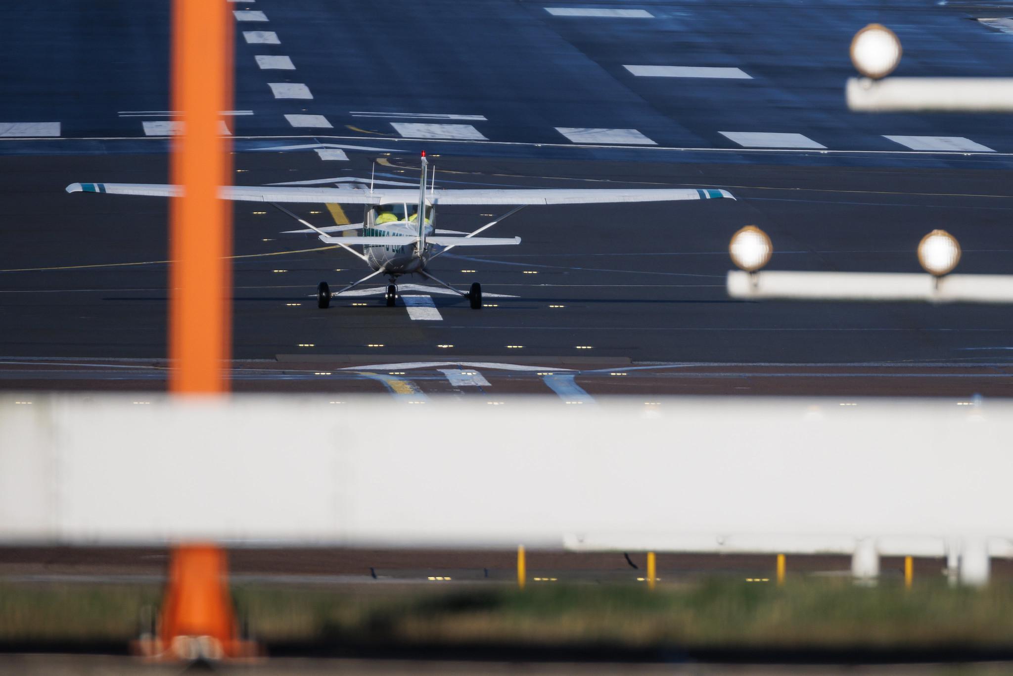 Hamburg Airport: Private Owner | Cessna F150L C150 | D-EOFA | MSN F15001005