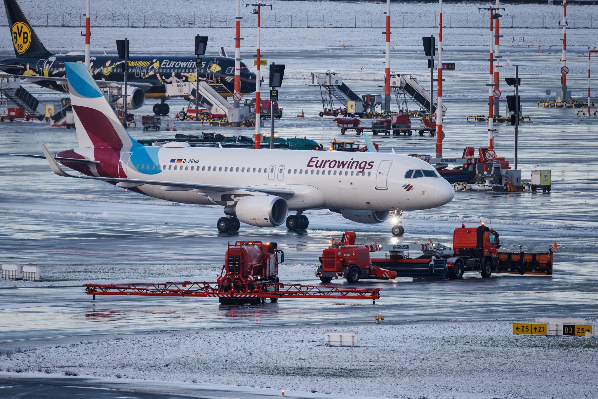 Hamburg Airport: Eurowings (EW / EWG) | Airbus A320-214 A320 | D-AEWQ | MSN 7398
