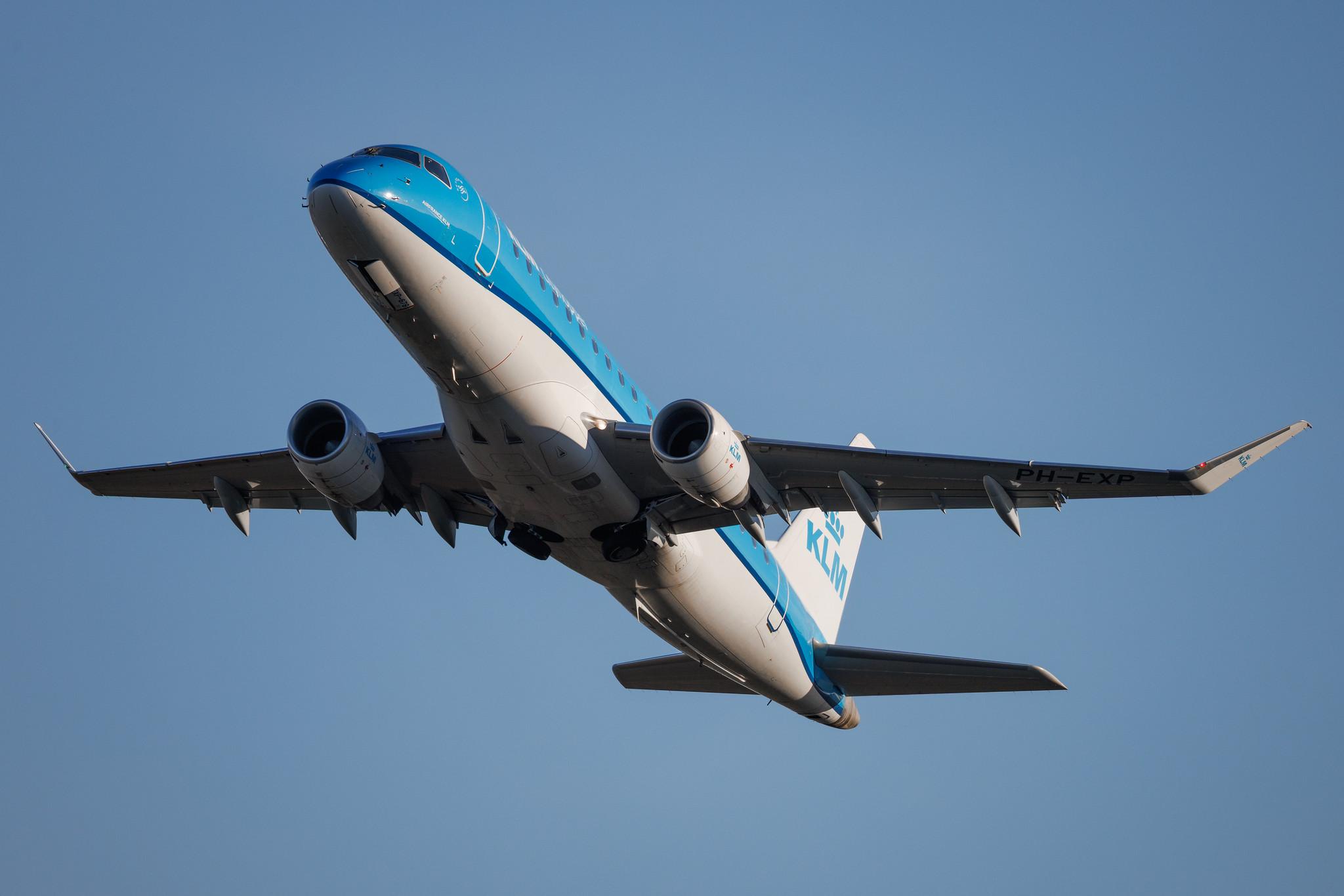 Hamburg Airport: KLM (KL / KLM) | Operator: KLM Cityhopper | Embraer E175STD E75L | PH-EXP | MSN 17000678