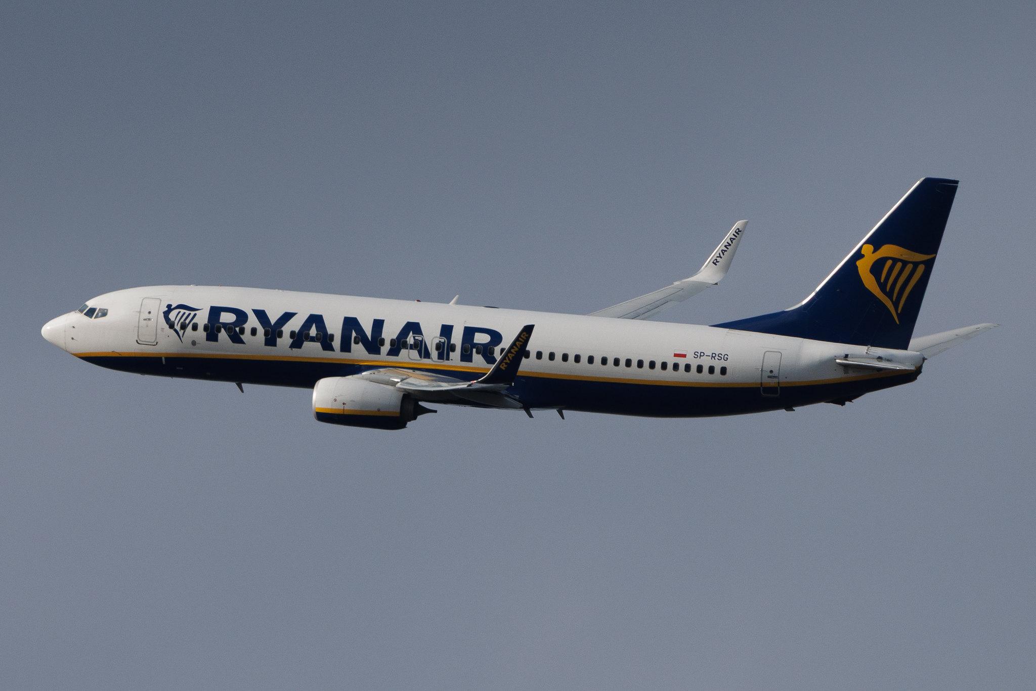 Vienna International Airport: Ryanair (FR / RYR) | Operator: Ryanair Sun | Boeing 737-8AS B738 | SP-RSG | MSN 44841
