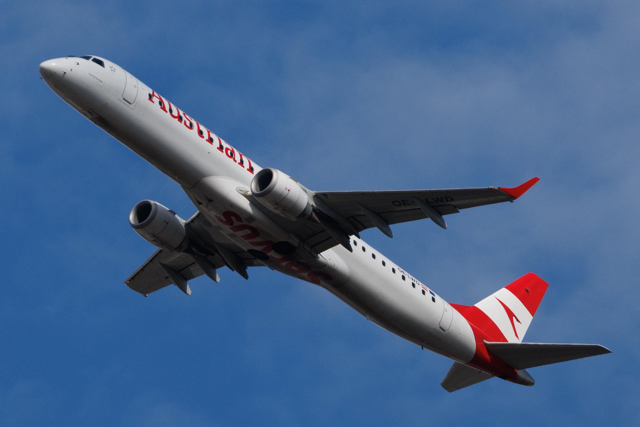 Vienna International Airport: Austrian Airlines (OS / AUA) | Embraer E195LR E195 | OE-LWD | MSN 19000411