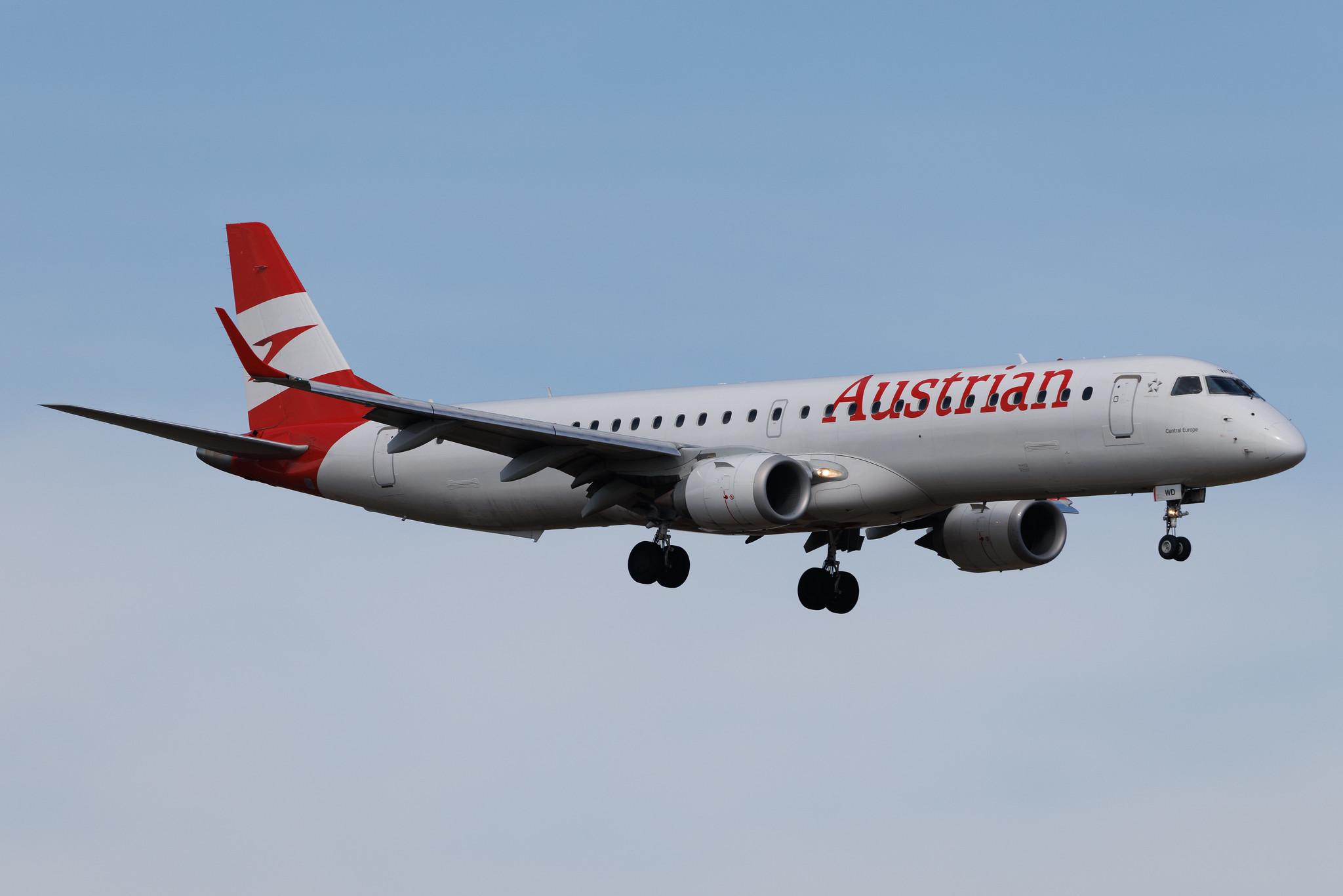 Vienna International Airport: Austrian Airlines (OS / AUA) | Embraer E195LR E195 | OE-LWD | MSN 19000411