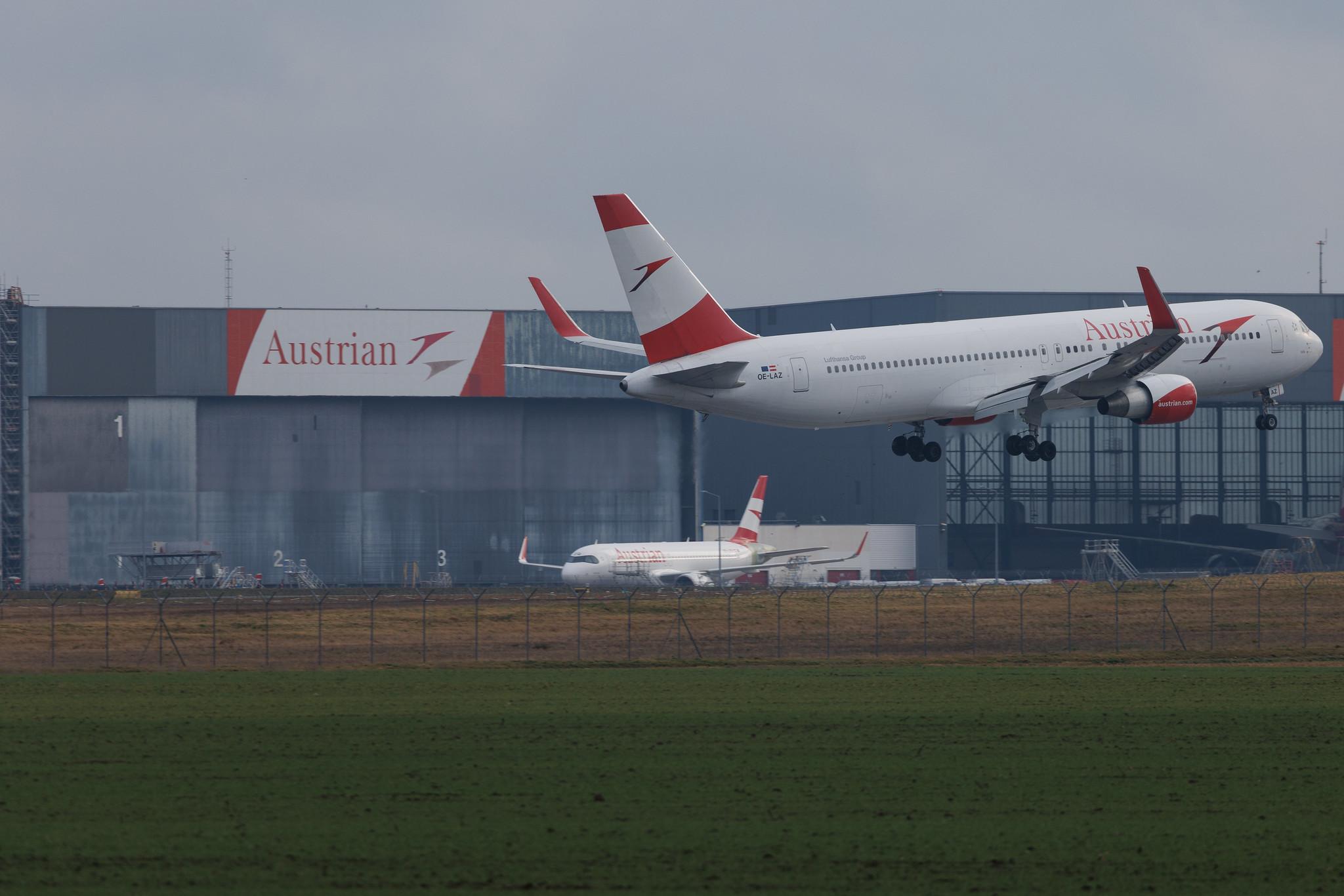 Vienna International Airport: Austrian Airlines (OS / AUA) | Boeing 767-3Z9(ER) B763 | OE-LAZ | MSN 30331