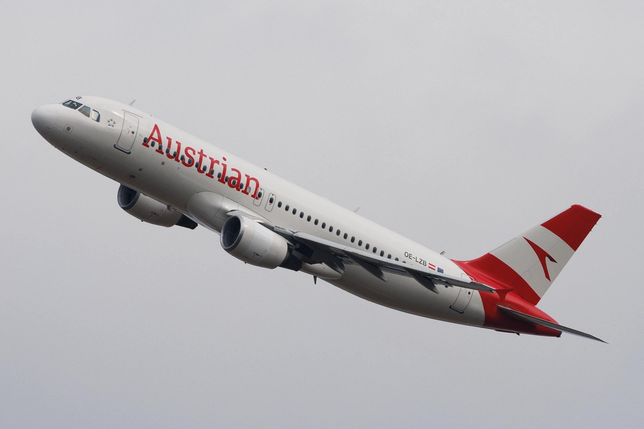 Vienna International Airport: Austrian Airlines (OS / AUA) | Airbus A320-214 A320 | OE-LZB | MSN 03268