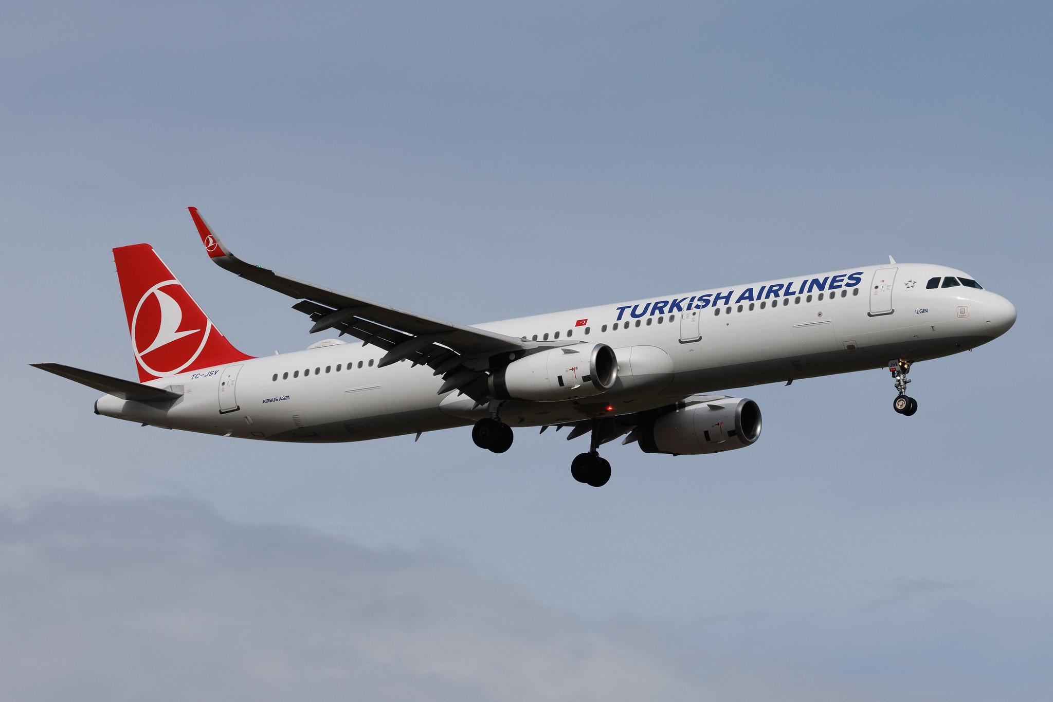 Vienna International Airport: Turkish Airlines (TK / THY) | Airbus A321-231 A321 | TC-JSV | MSN 6751