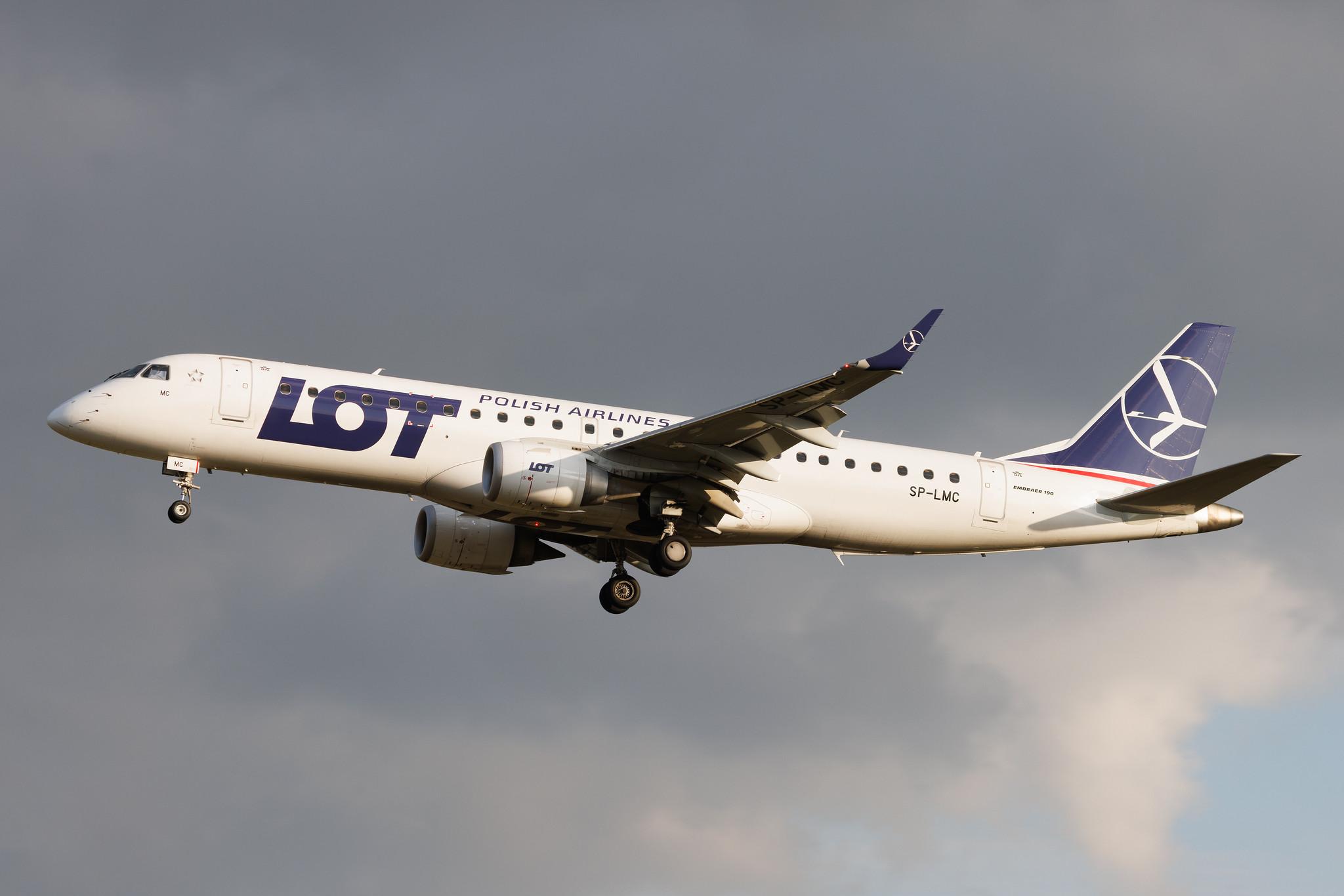 Hamburg Airport: LOT (LO / LOT) | Embraer E190STD E190 | SP-LMC | MSN 19000763