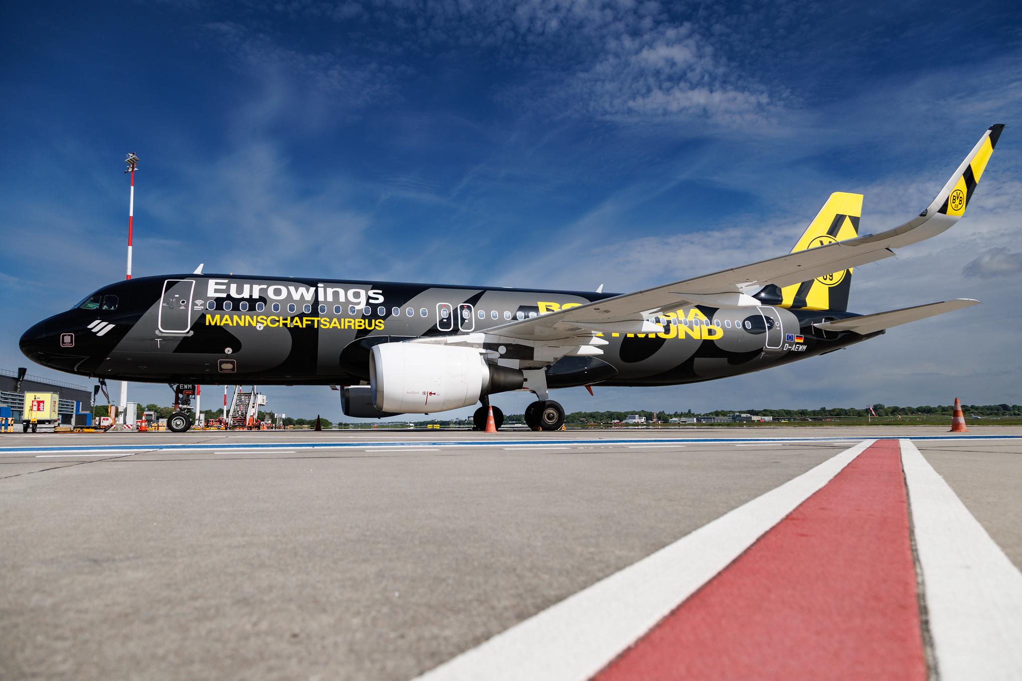 Hamburg Airport: Eurowings (EW / EWG) | Livery: BVB FanAirbus | Airbus A320-214 A320 | D-AEWM | MSN 7259