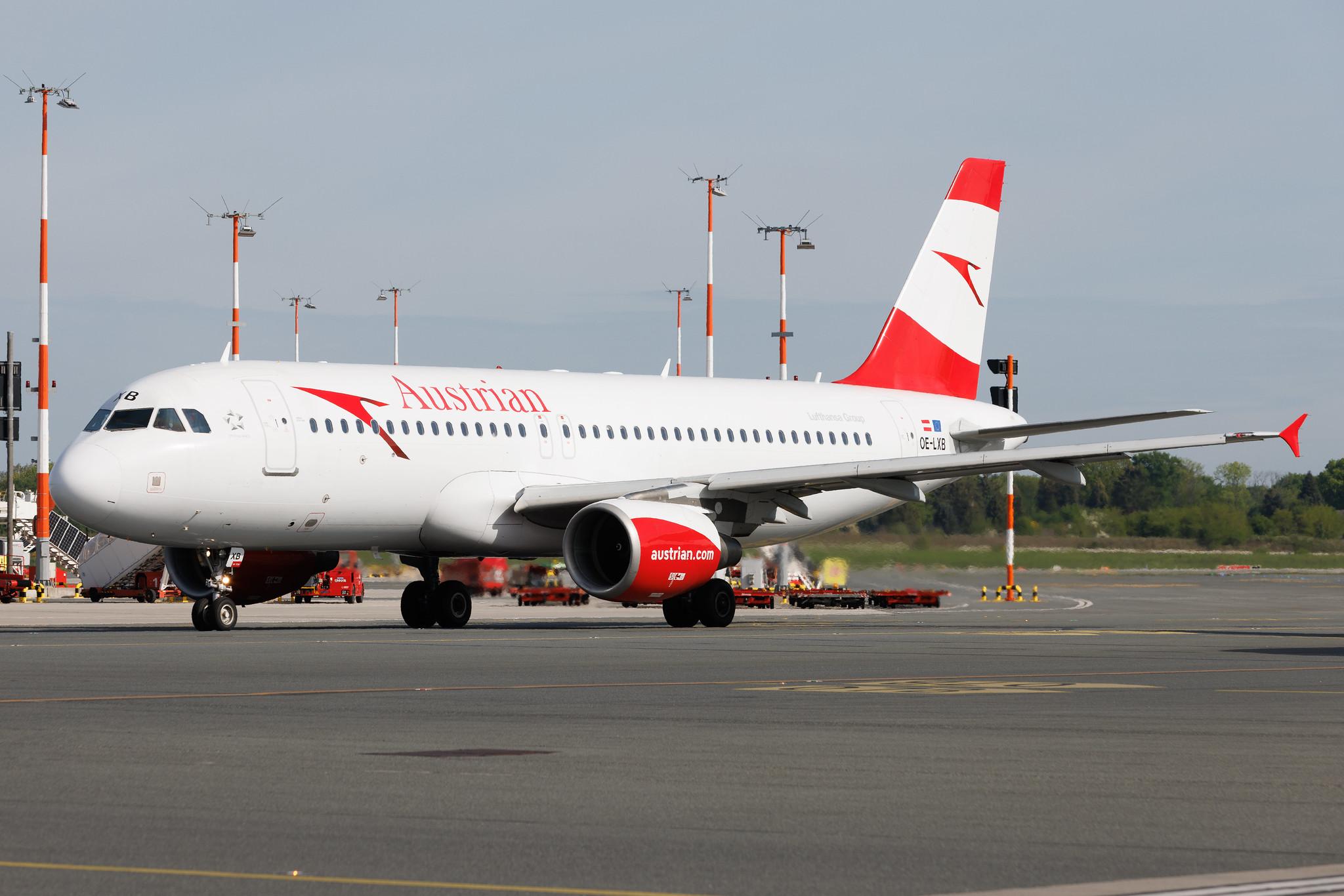 Hamburg Airport: Austrian Airlines (OS / AUA) | Airbus A320-216 A320 | OE-LXB | MSN 3482