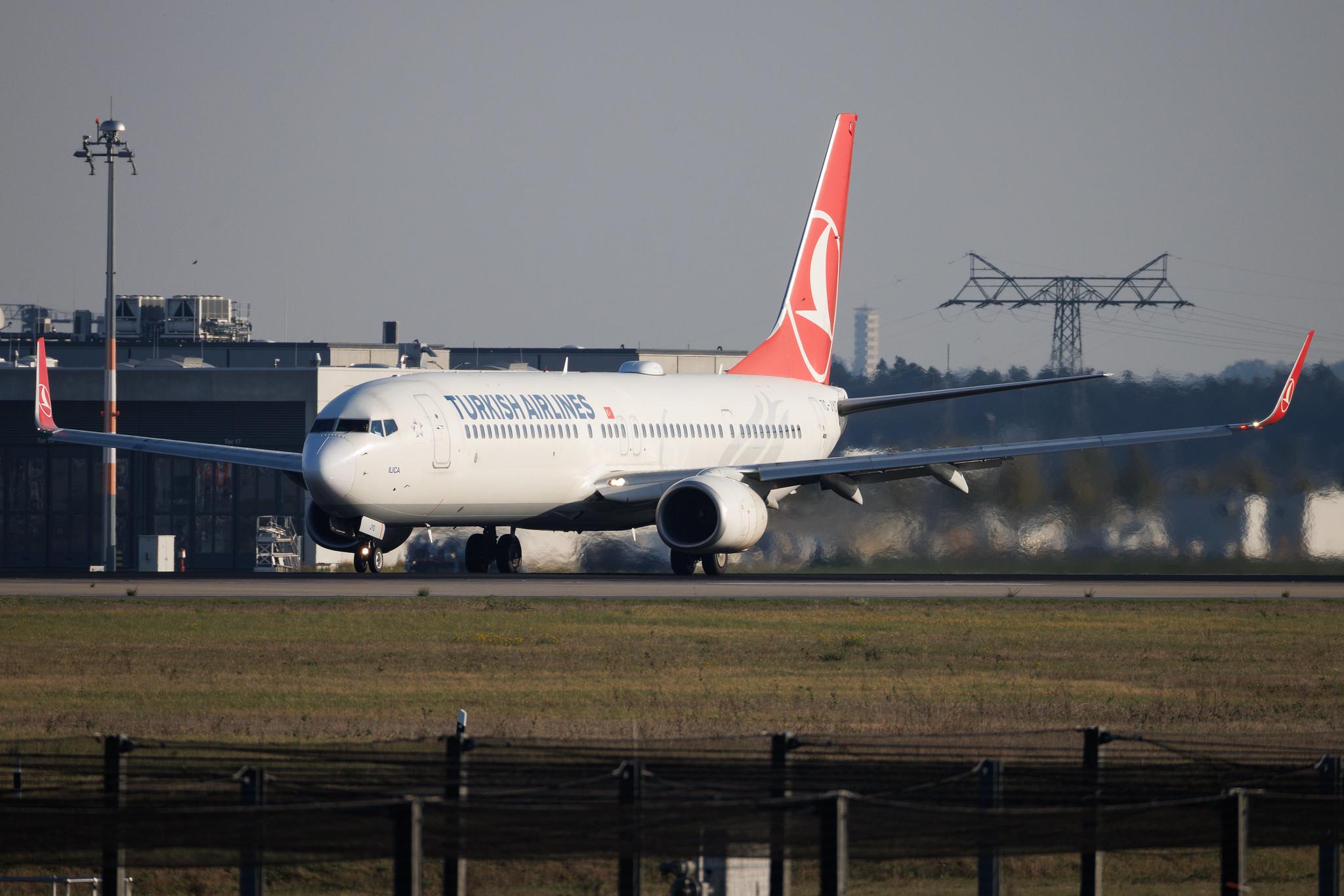 Flughafen Berlin Brandenburg: Turkish Airlines (TK / THY) | Boeing 737-9F2(ER) B739 | TC-JYO | MSN 42013