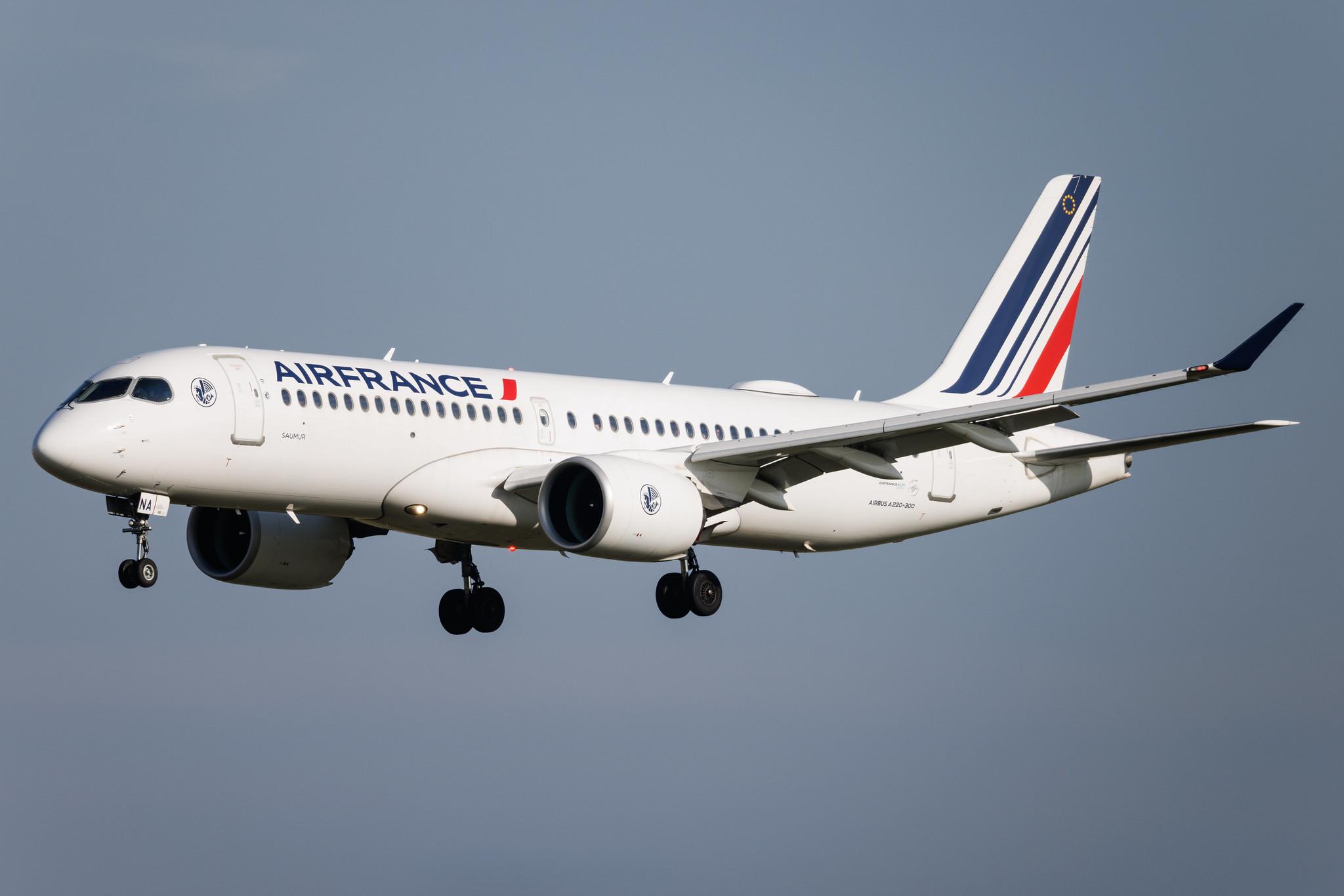 Flughafen Berlin Brandenburg: Air France (AF / AFR) | Airbus A220-300 BCS3 | F-HPNA | MSN 55227