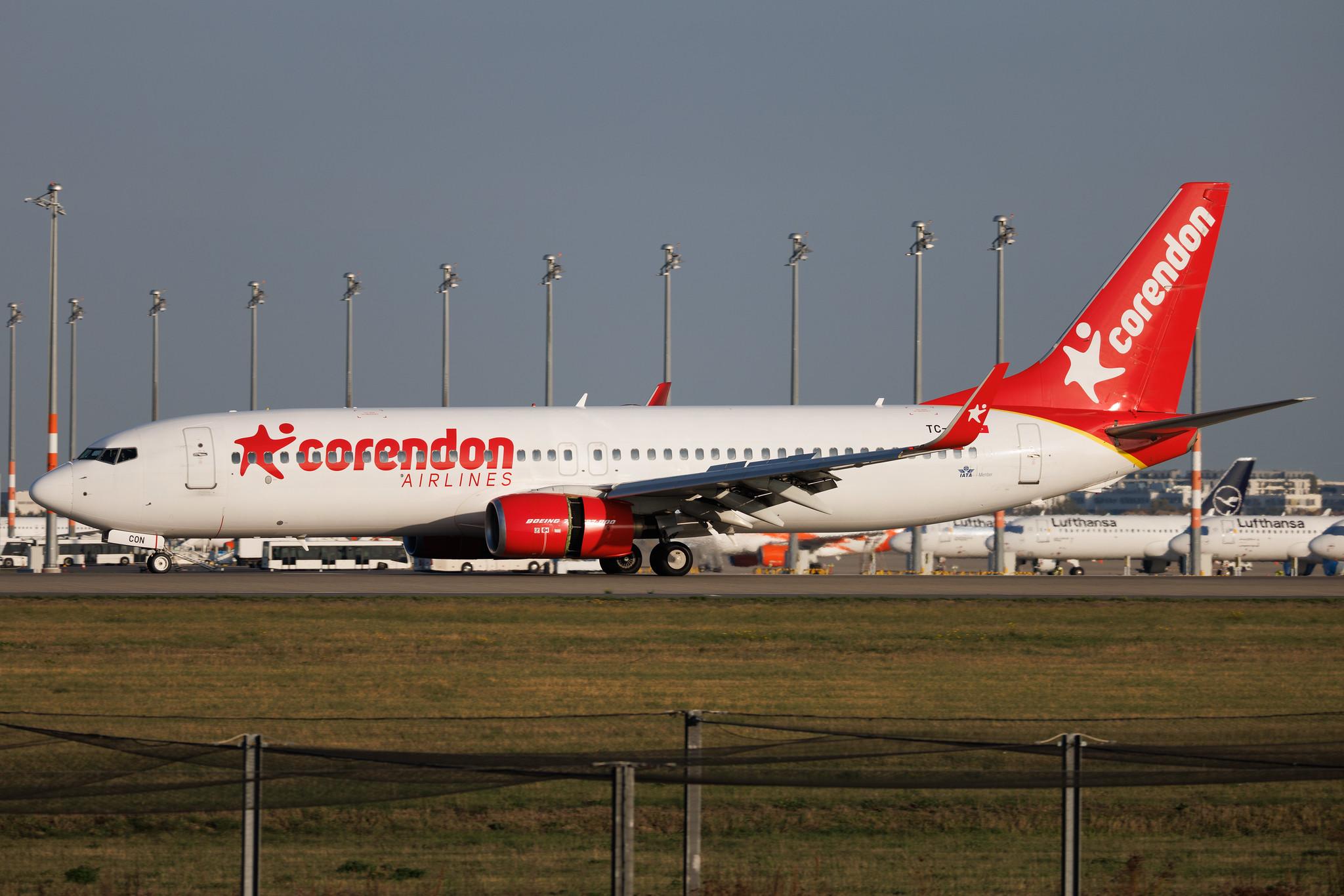 Flughafen Berlin Brandenburg: Corendon Airlines (XC / CAI) | Boeing 737-81D B738 | TC-CON | MSN 39412