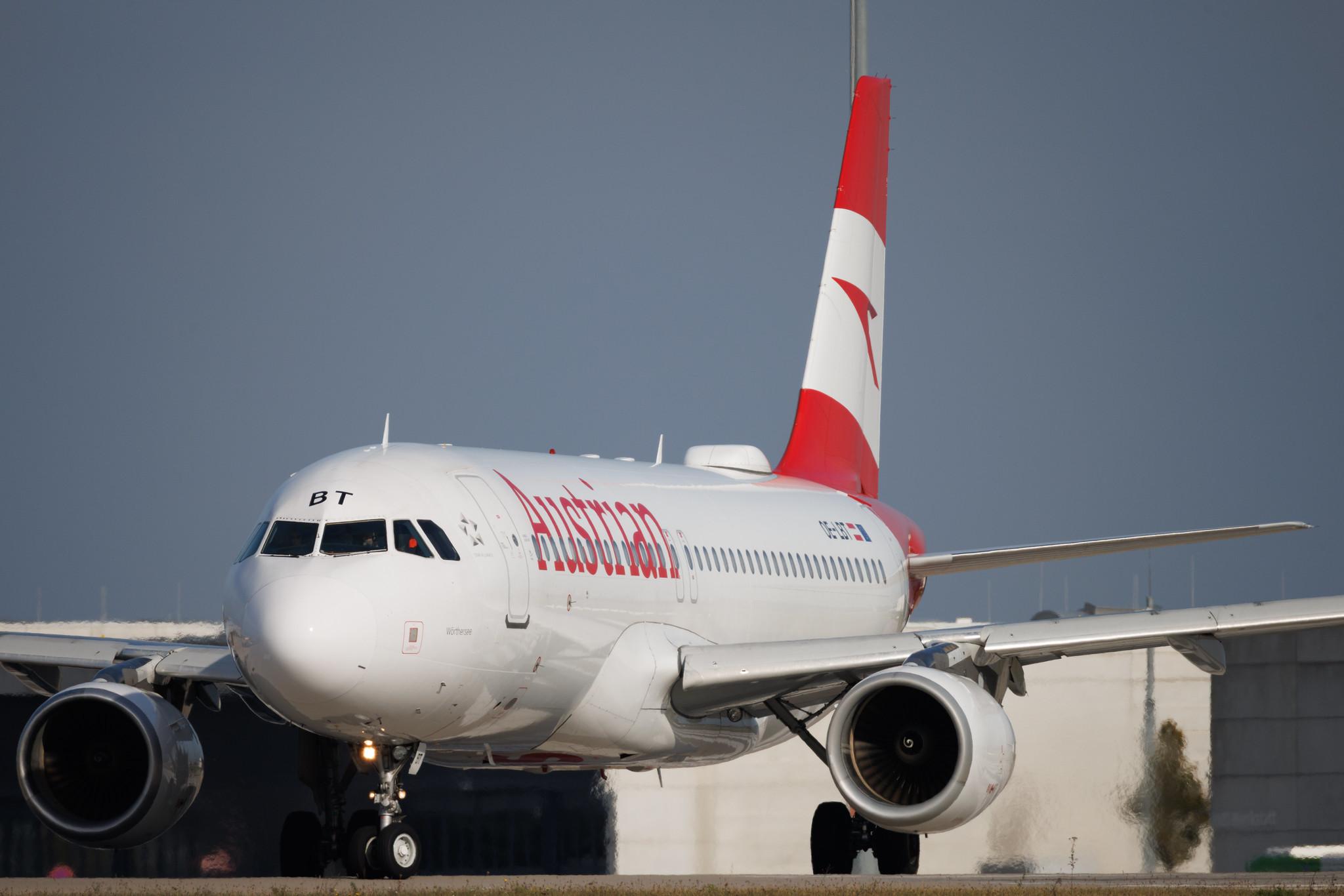 Flughafen Berlin Brandenburg: Austrian Airlines (OS / AUA) | Airbus A320-214 A320 | OE-LBT | MSN 1387