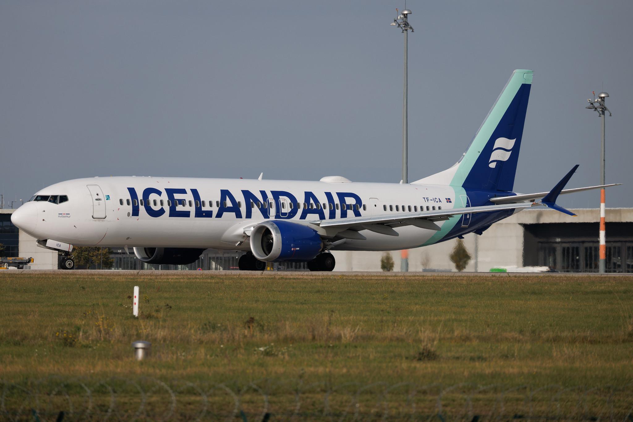 Flughafen Berlin Brandenburg: Icelandair (FI / ICE) | Boeing 737 MAX 9 B39M | TF-ICA | MSN 44357