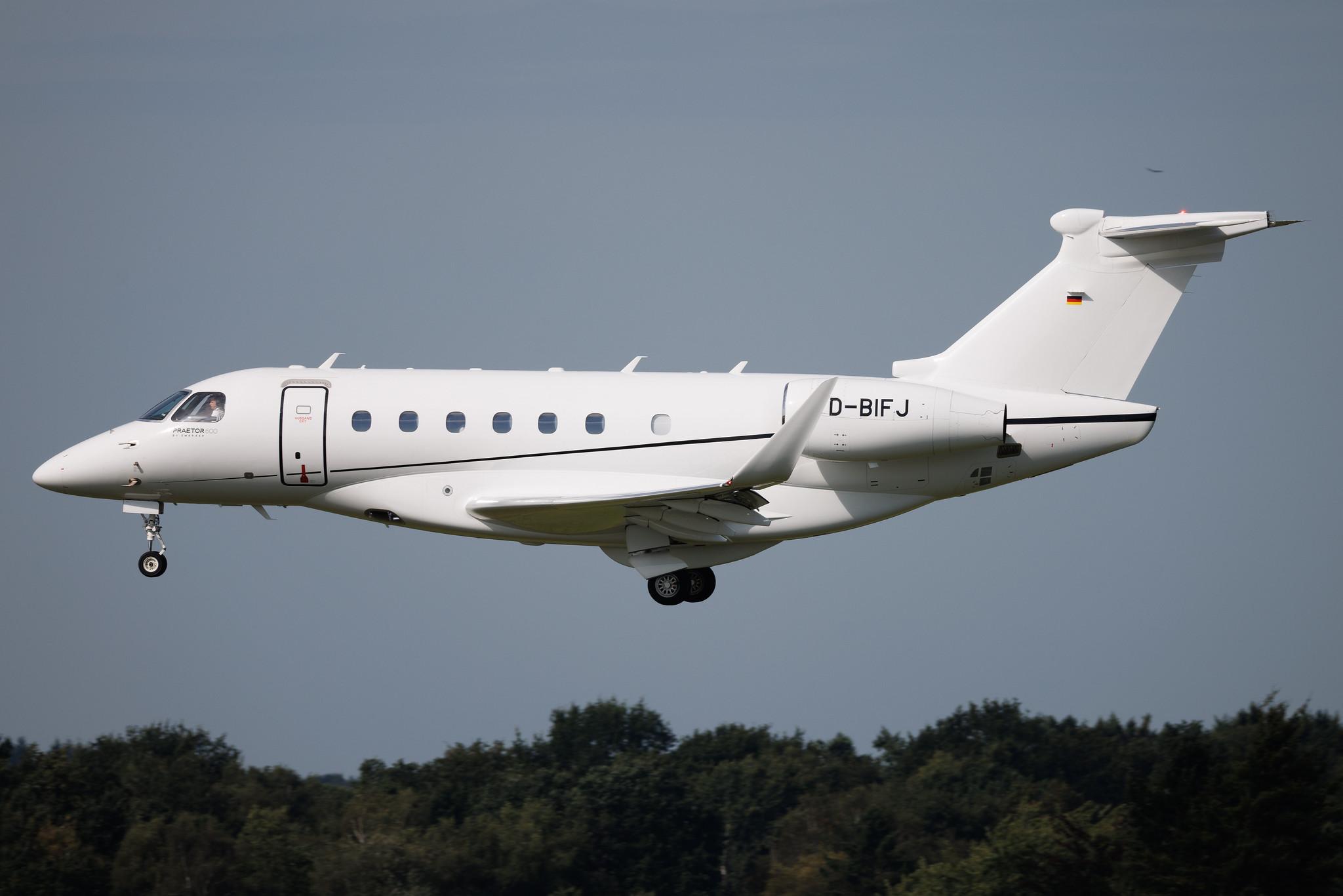 Hamburg Airport: VistaJet (VJT) | Operator: VistaJet Germany | Embraer Praetor 600 E550 | D-BIFJ | MSN 55020216