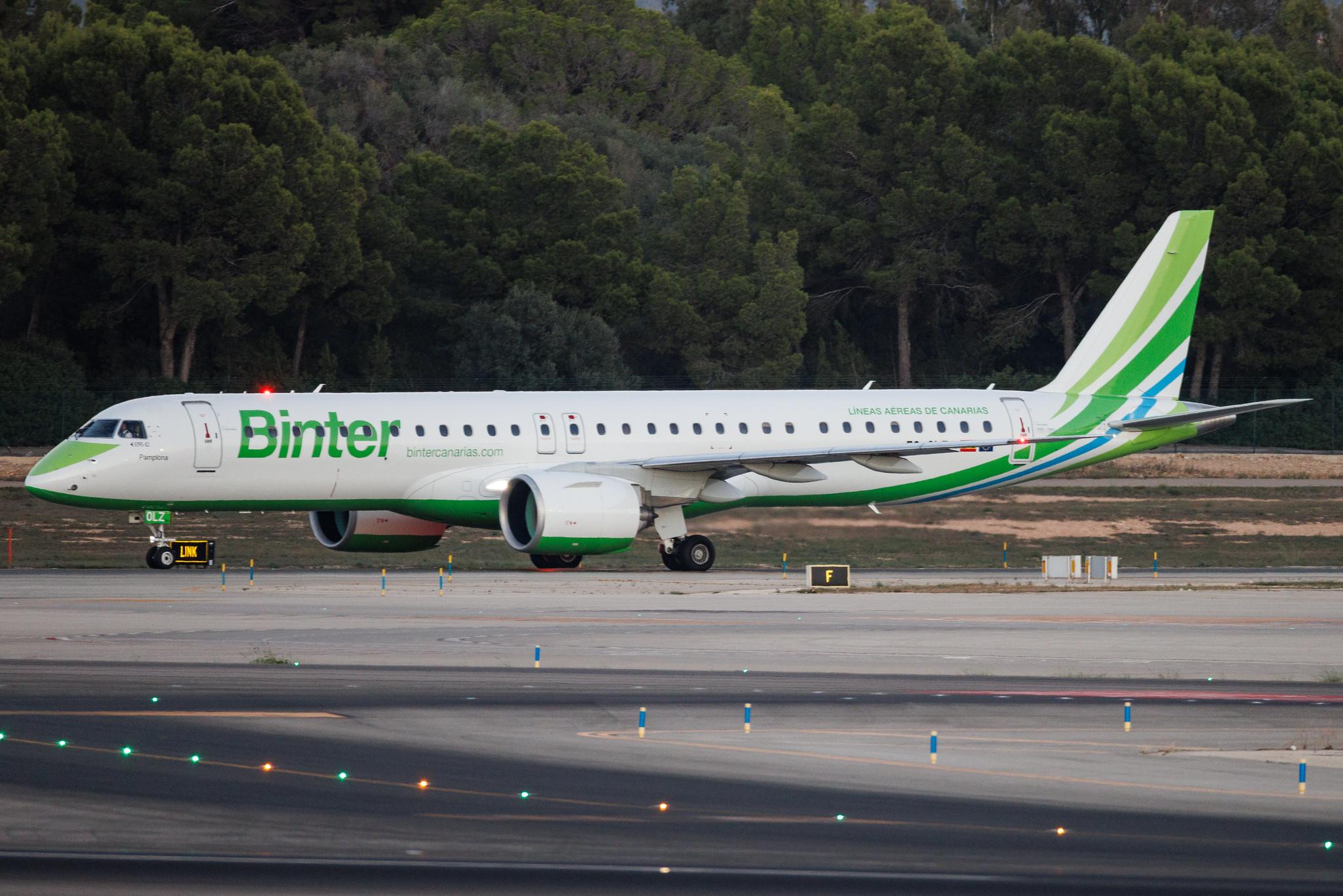 Palma de Mallorca Airport: Binter Canarias (NT / IBB) |  Embraer E195-E2 E295 | EC-OLZ | MSN 19020170
