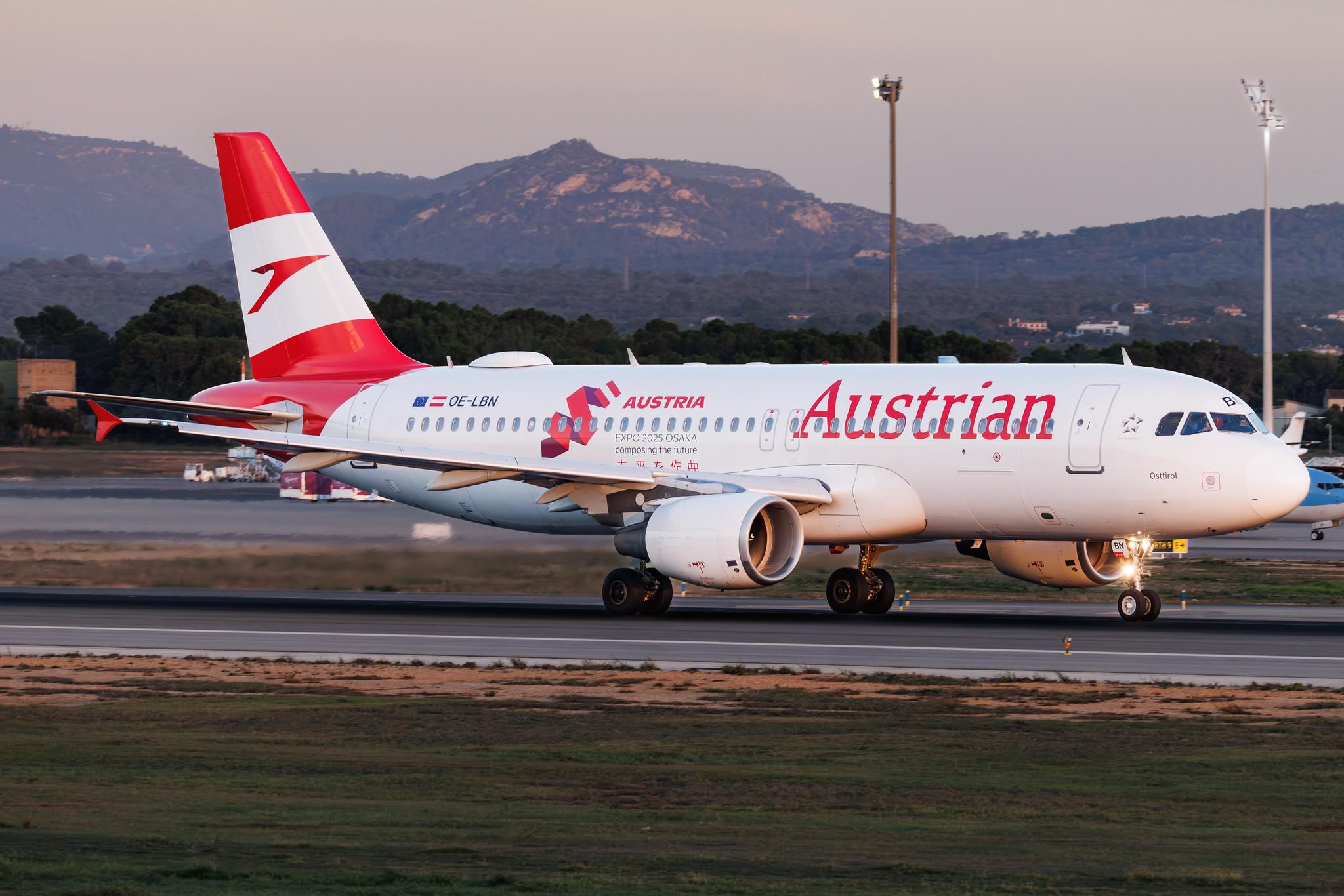 Palma de Mallorca Airport: Austrian Airlines (OS / AUA) |  Livery: EXPO 2025 Osaka Stickers |  Airbus A320-214 A320 | OE-LBN | MSN 0768