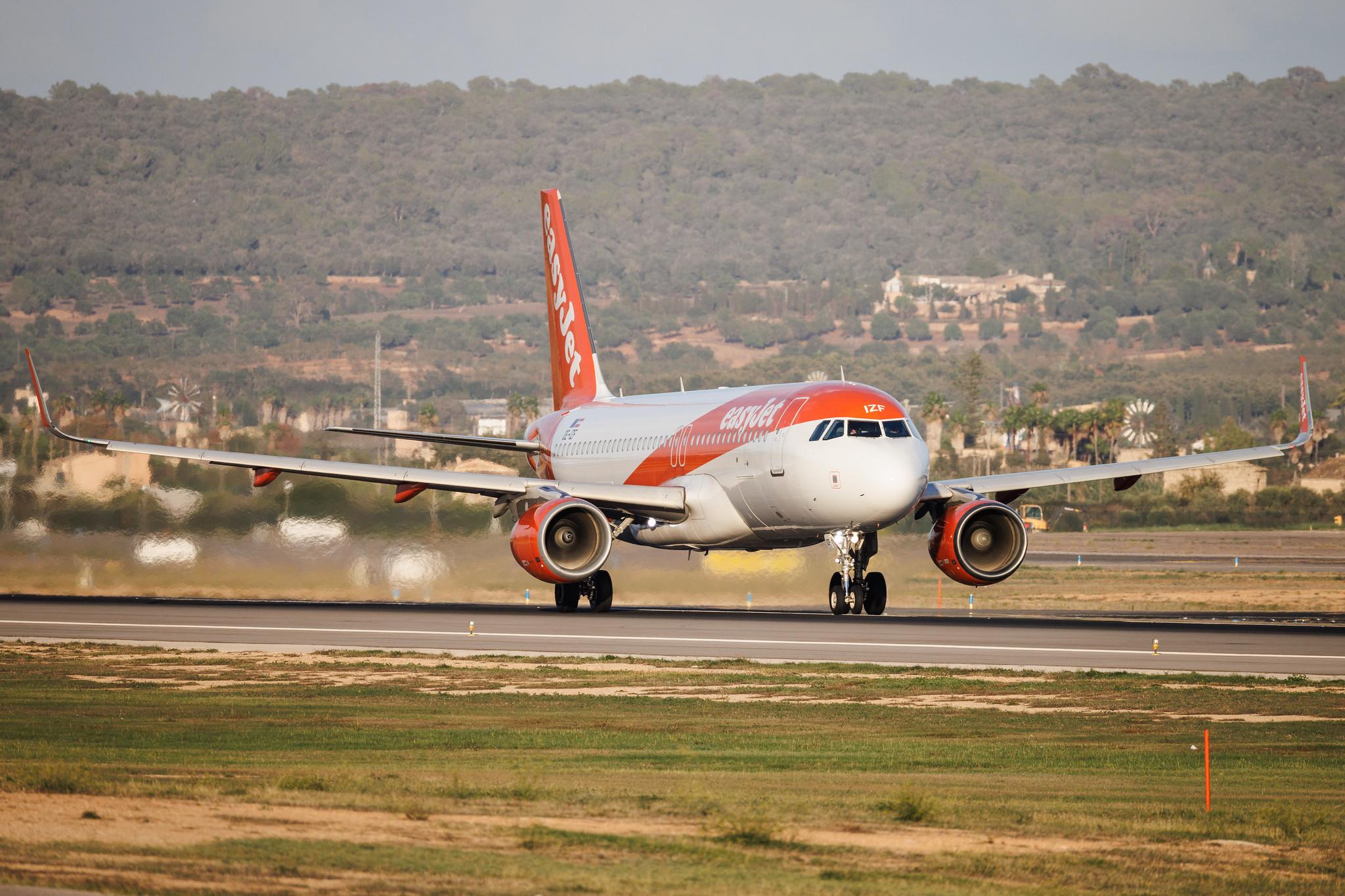 Palma de Mallorca Airport: easyJet (U2 / EZY) | Operator: easyJet Europe | Airbus A320-214 A320 | OE-IZF | MSN 6831