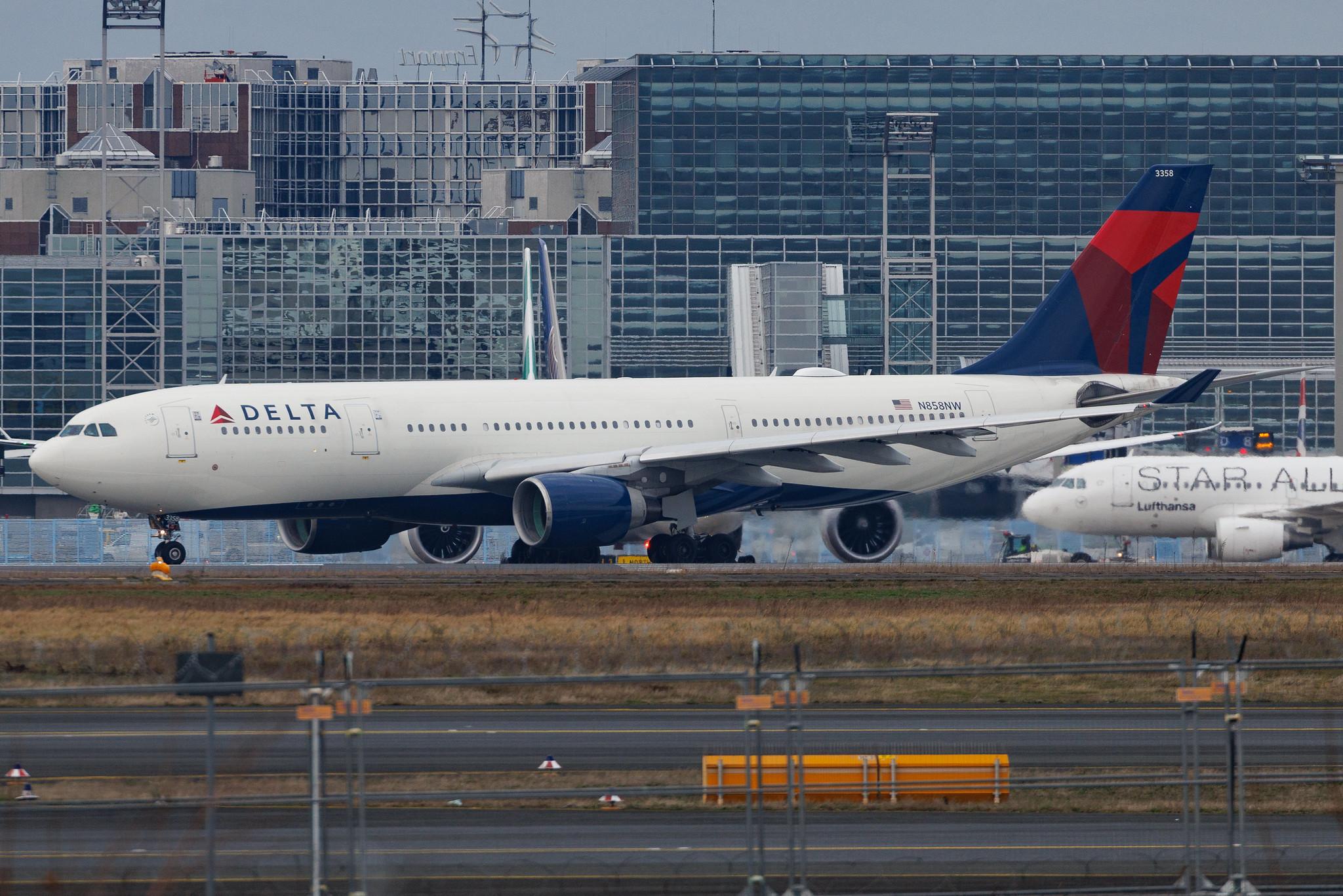 Frankfurt Airport: Delta Air Lines (DL / DAL) | Airbus A330-223 A332 | N858NW | MSN 0718