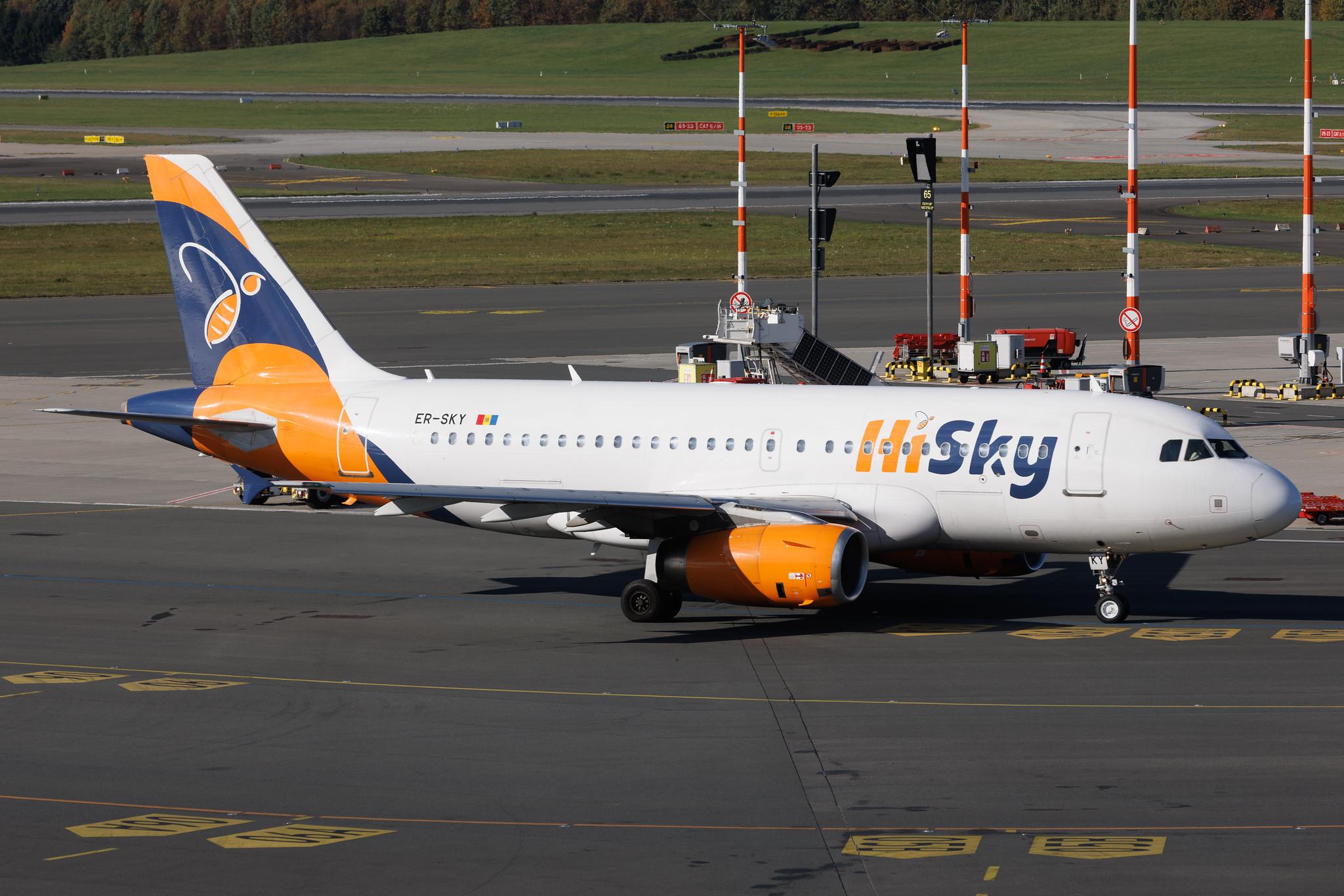 Hamburg Airport: HiSky (H7 / HYM) | Airbus A319-131 A319 | ER-SKY | MSN 02326