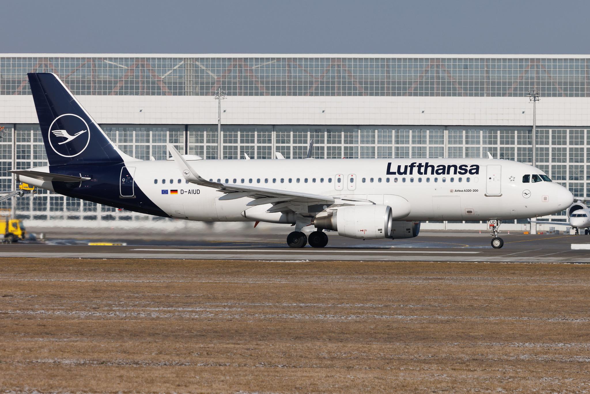 Munich Airport: Lufthansa (LH / DLH) | Airbus A320-214 A320 | D-AIUD | MSN 6033